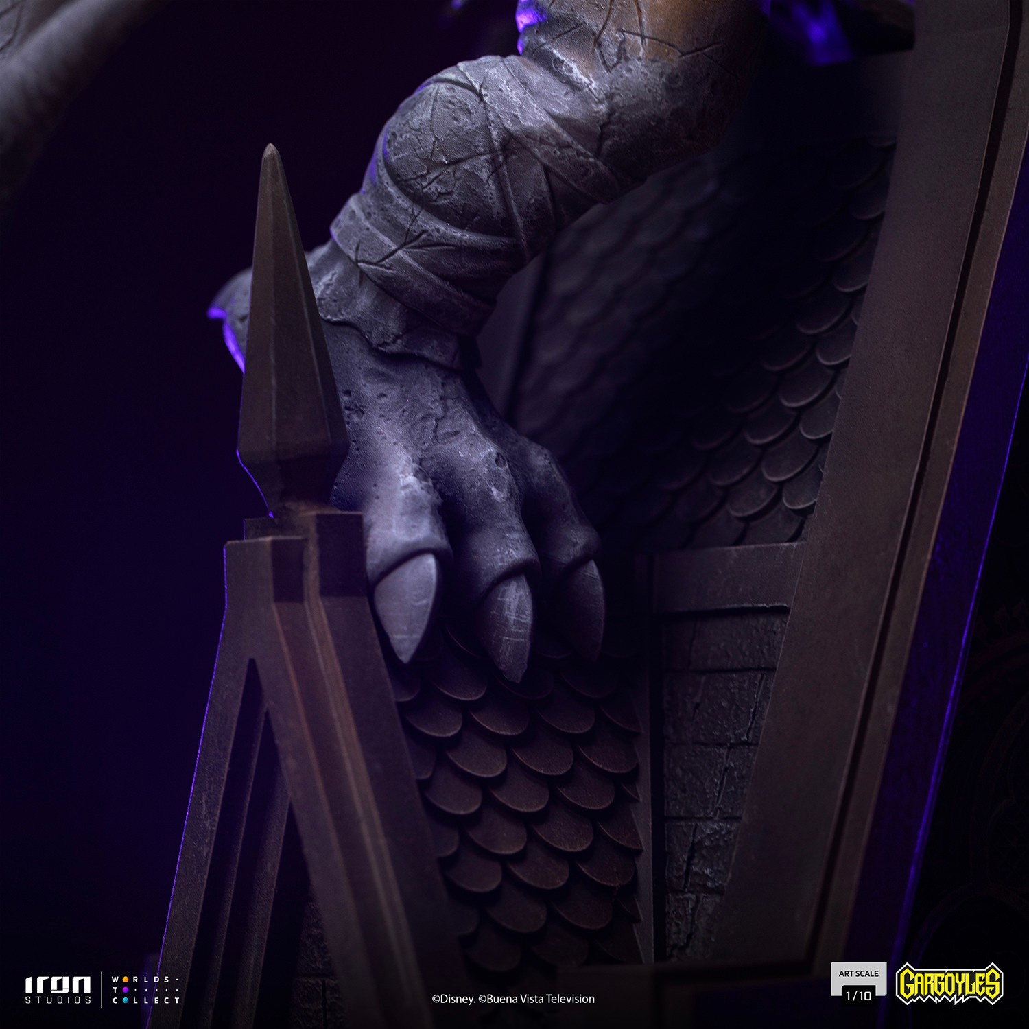Disney Hudson 1:10 Scale Statue  (Prototype Shown) View 11
