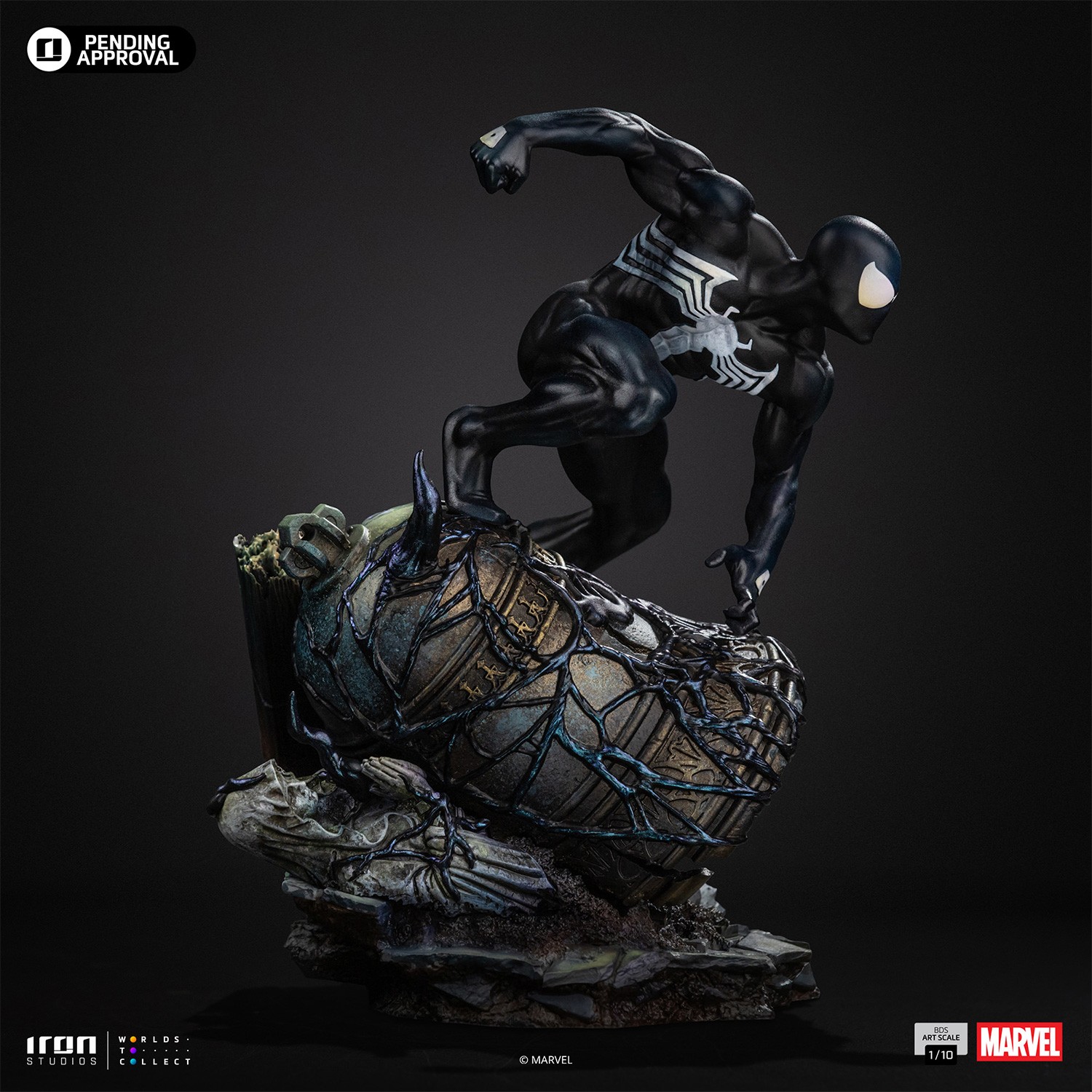 Marvel Spider-Man Black 1:10 Scale Statue  (Prototype Shown) View 6