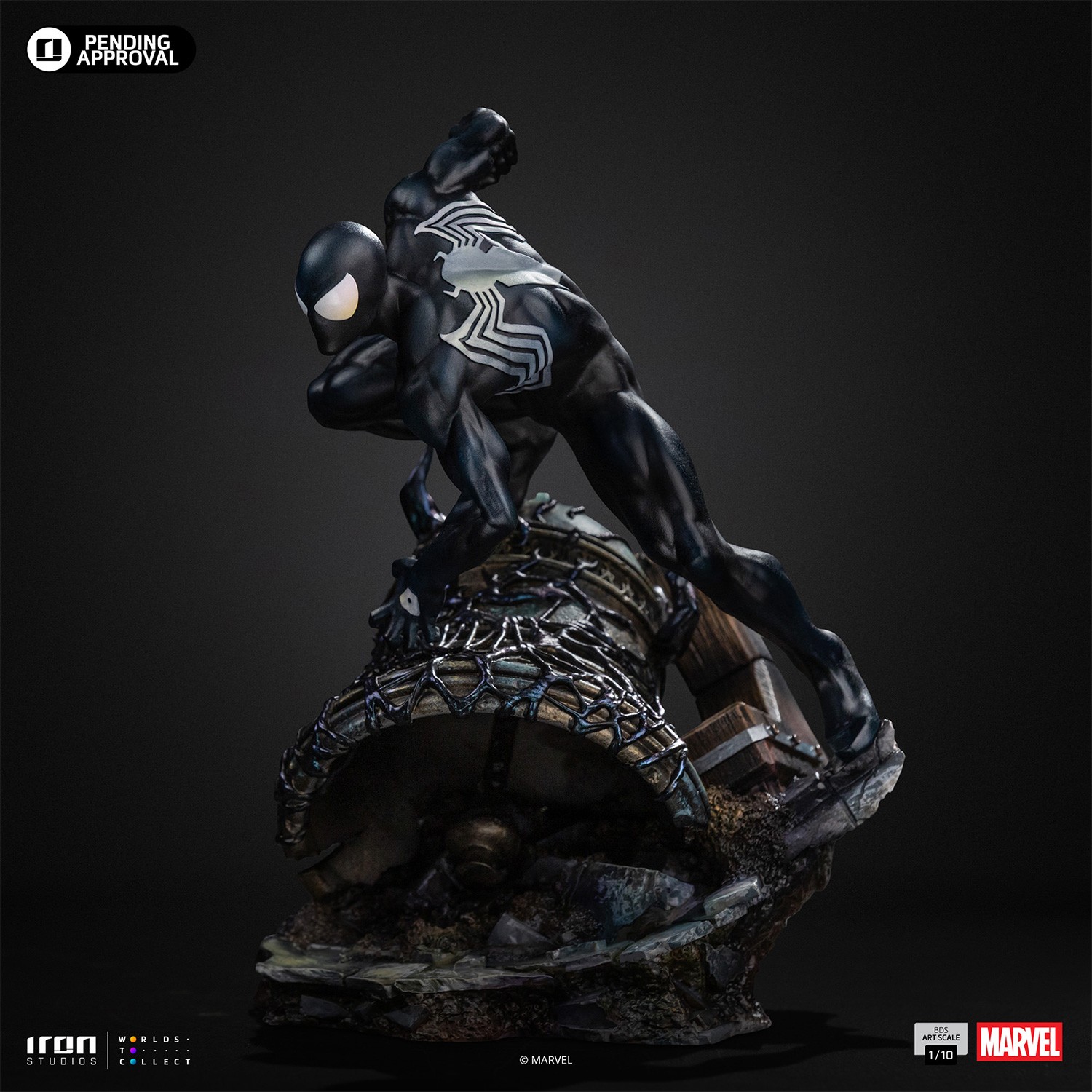 Marvel Spider-Man Black 1:10 Scale Statue  (Prototype Shown) View 7