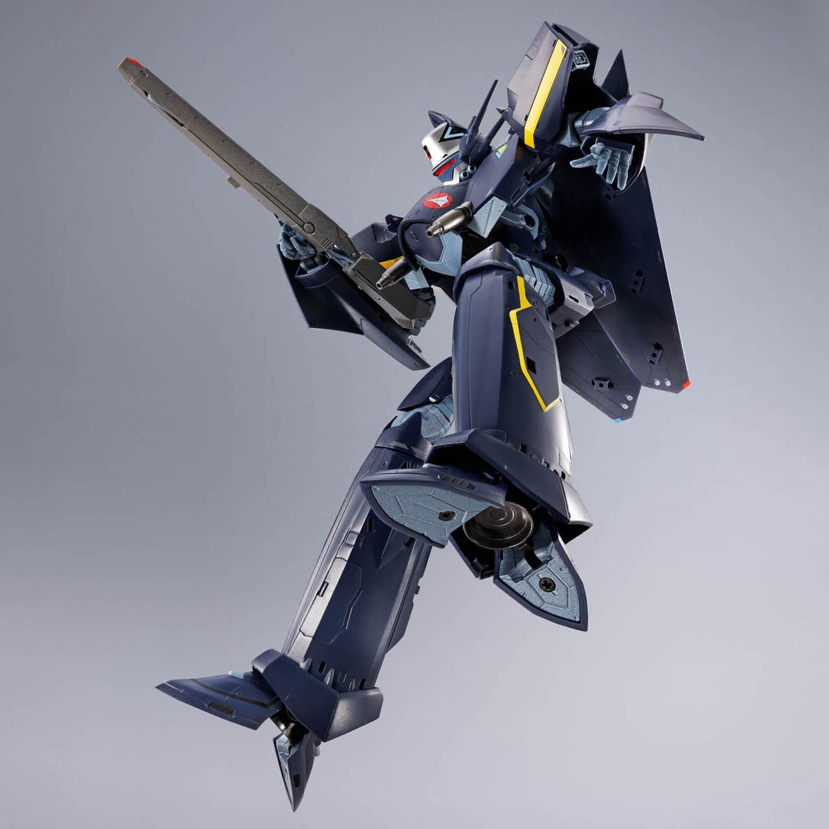 マクロスVF-17S Special Stealth Valkyrie 1/65 VF-17S Nightmare Stealthvalkyrie (Gamlin Kizaki use) Action
