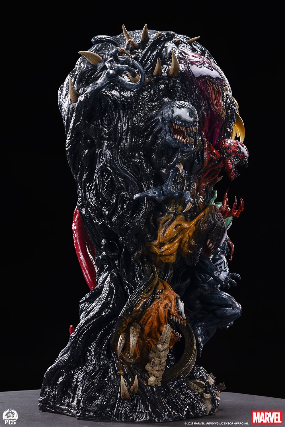 Marvel Venom Fine Art Bust  (Prototype Shown) View 9