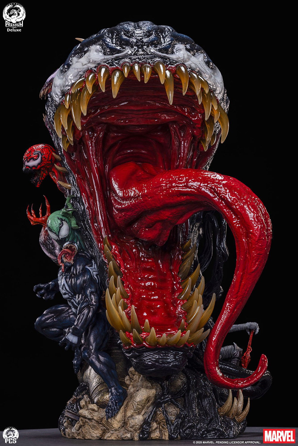 Marvel Venom (Deluxe Edition) Fine Art Bust  (Prototype Shown) View 18