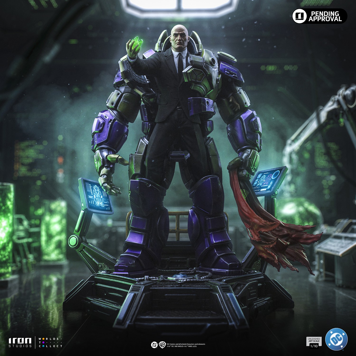 DC Comics Lex Luthor Unleashed 1:10 Scale Statue  (Prototype Shown) View 2