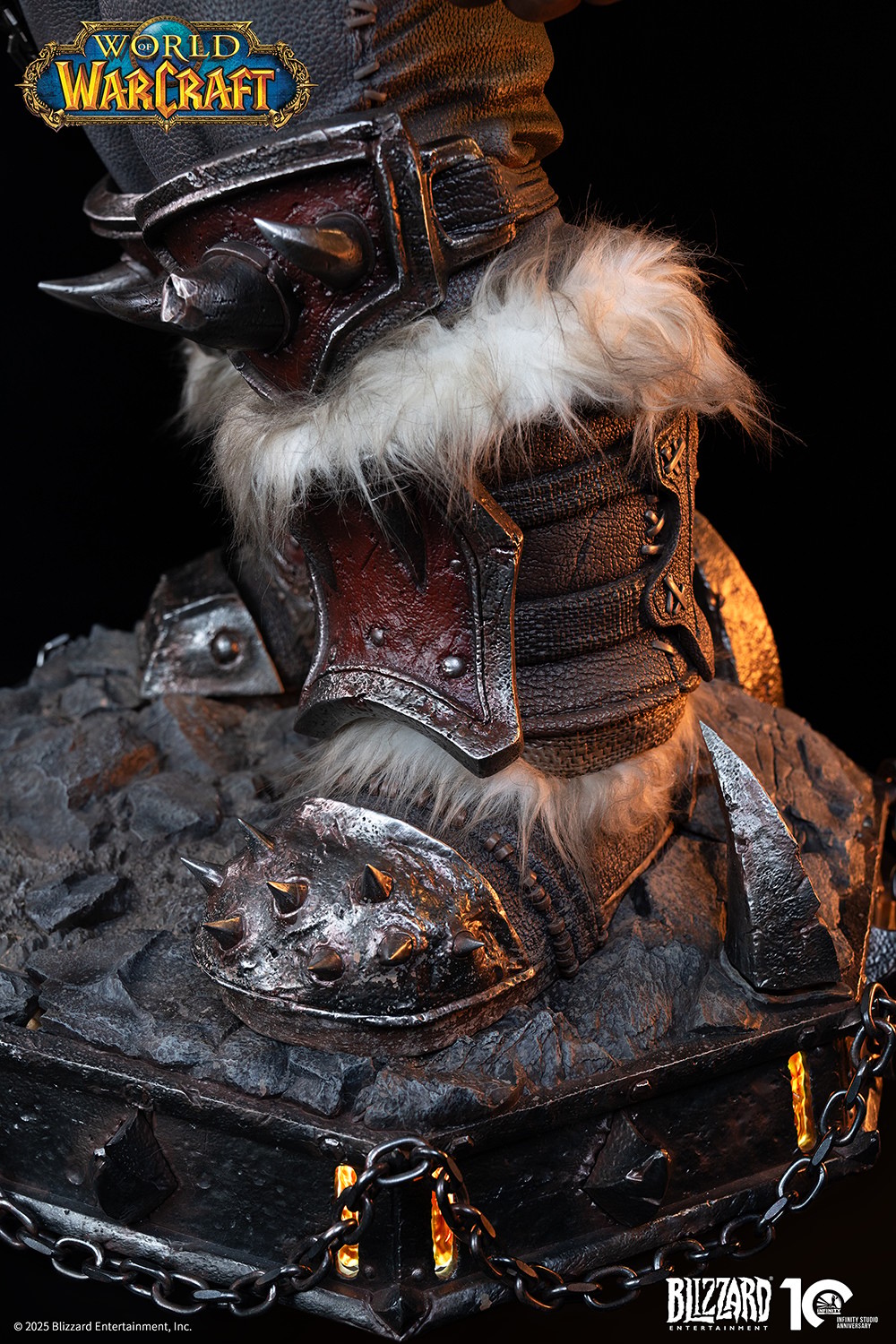 Warcraft Garrosh Hellscream 1:3 Scale Statue  (Prototype Shown) View 9