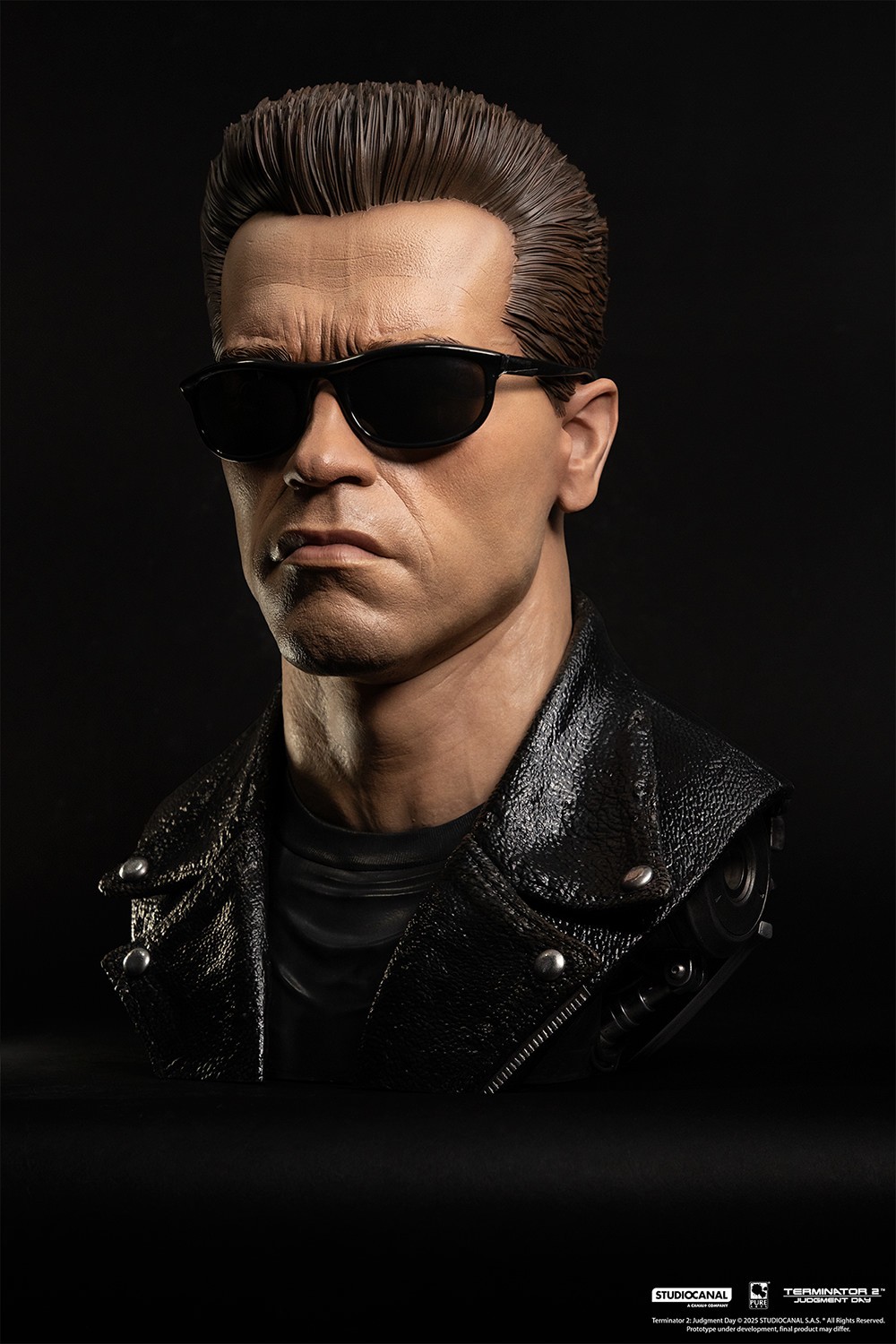 Terminator T-800 Model 101 Art Mask Life-Size Bust  Collector Edition (Prototype Shown) View 8