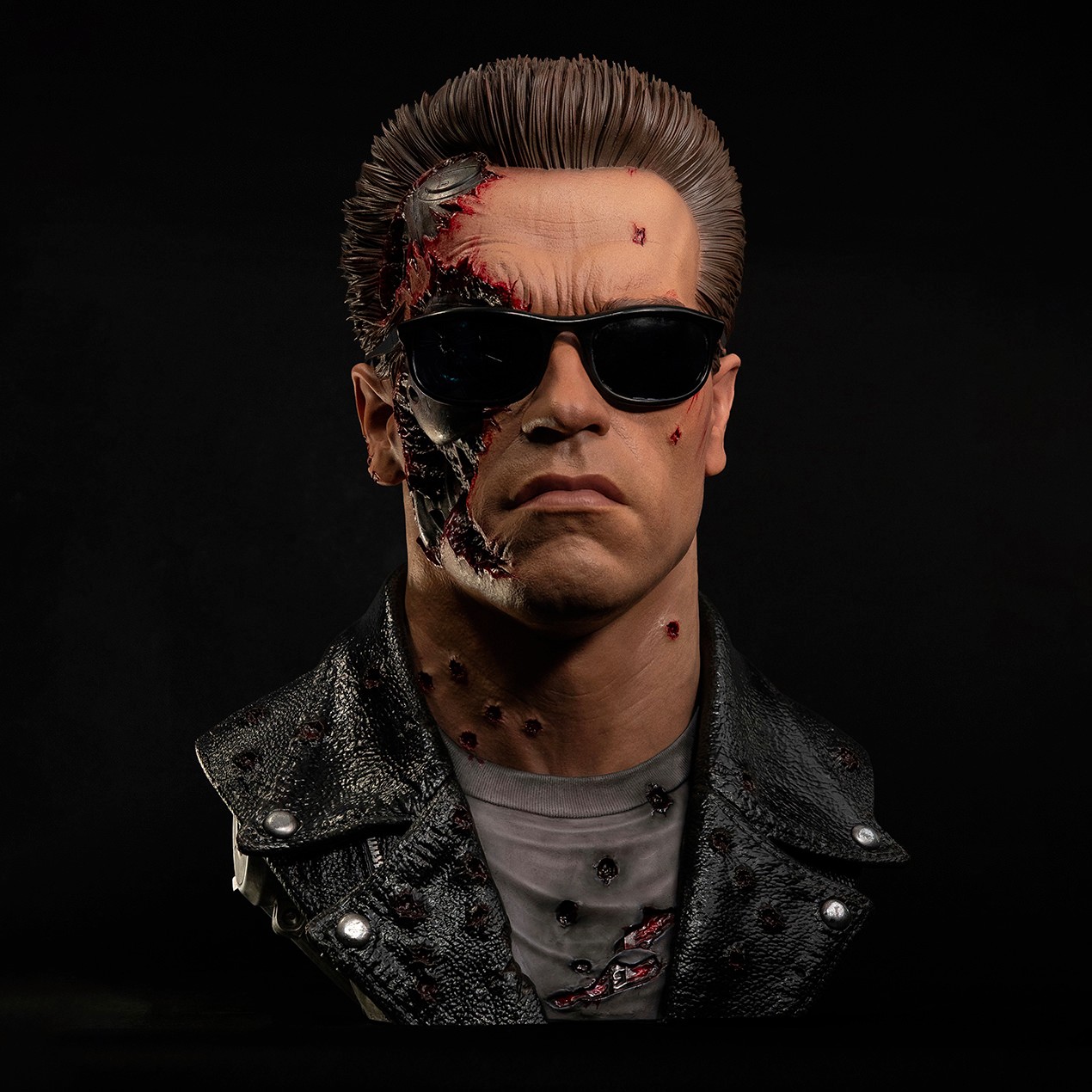 Terminator T-800 Model 101 (Battle Damaged) Art Mask Life-Size Bust  (Prototype Shown) View 1