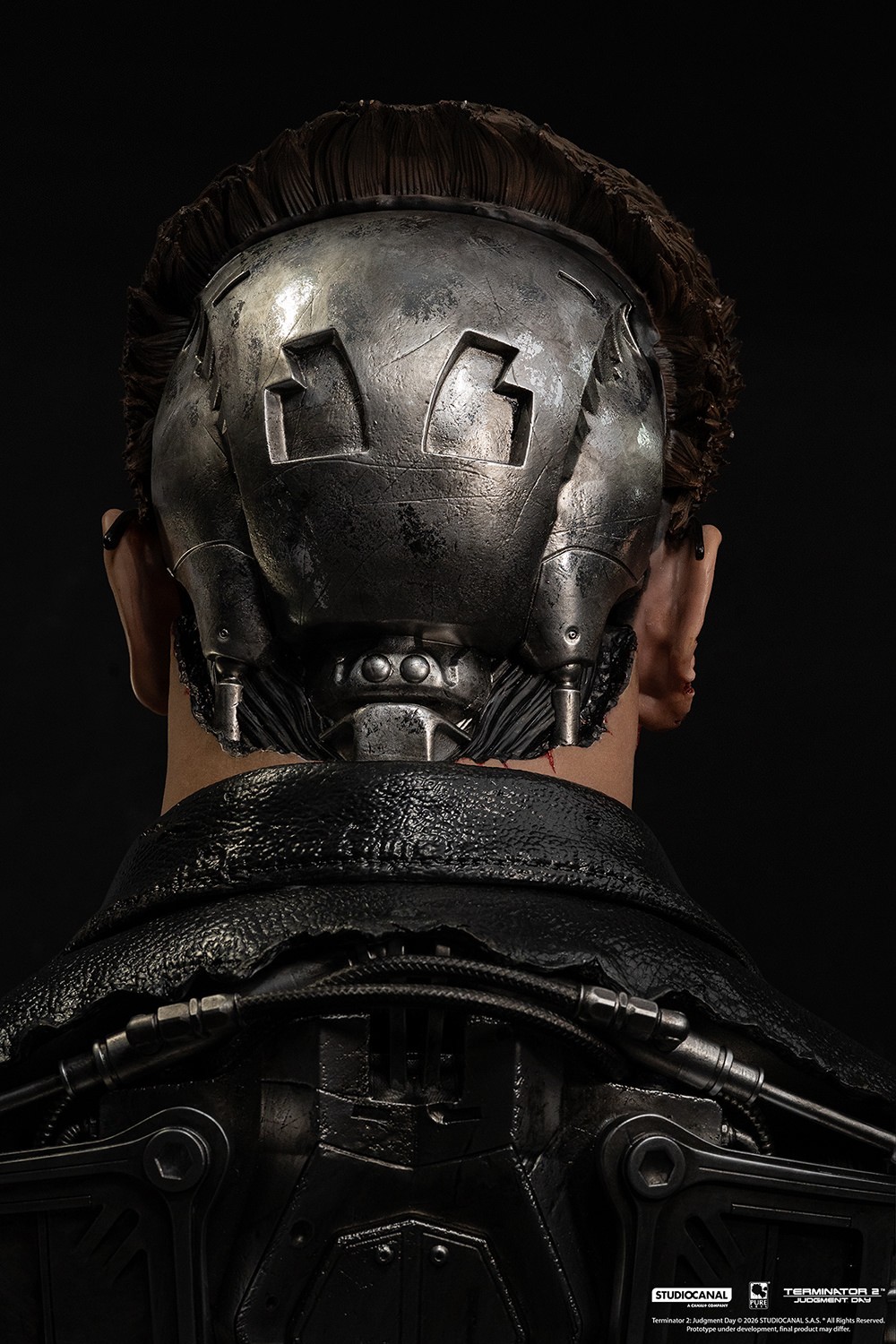 Terminator T-800 Model 101 (Battle Damaged) Art Mask Life-Size Bust  (Prototype Shown) View 10