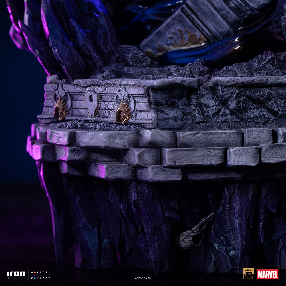 Marvel Silver Surfer Deluxe 1:10 Scale Statue  (Prototype Shown) View 8