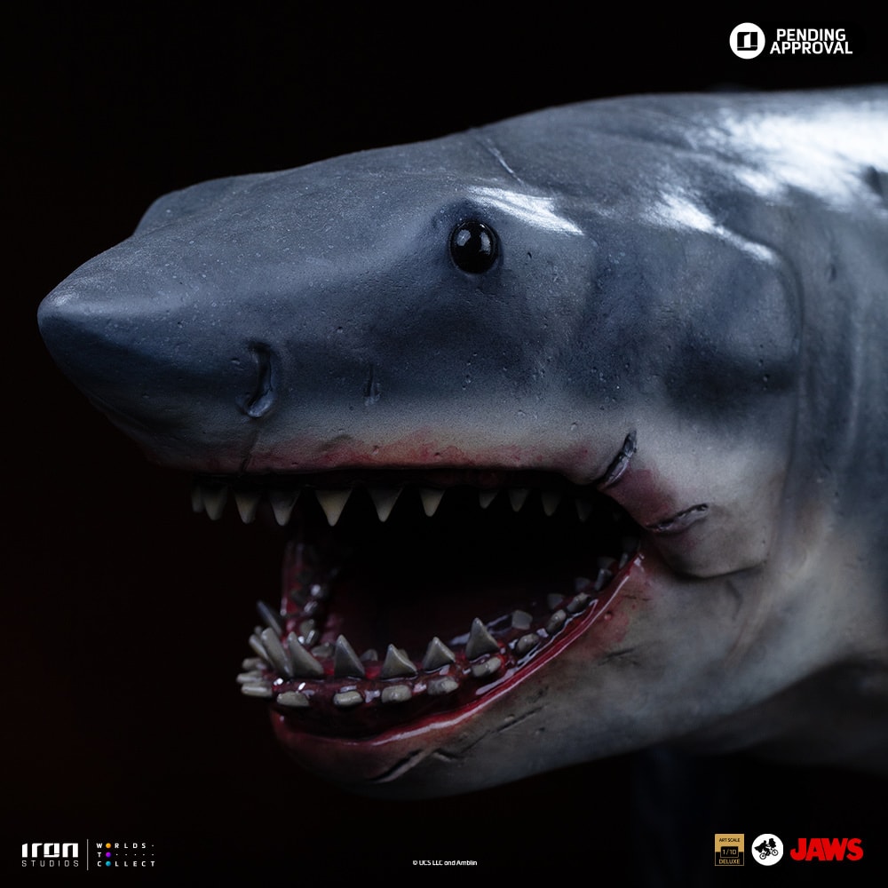 Jaws Steven Spielberg (Jaws 50th Anniversary) Deluxe 1:10 Scale Statue  (Prototype Shown) View 5