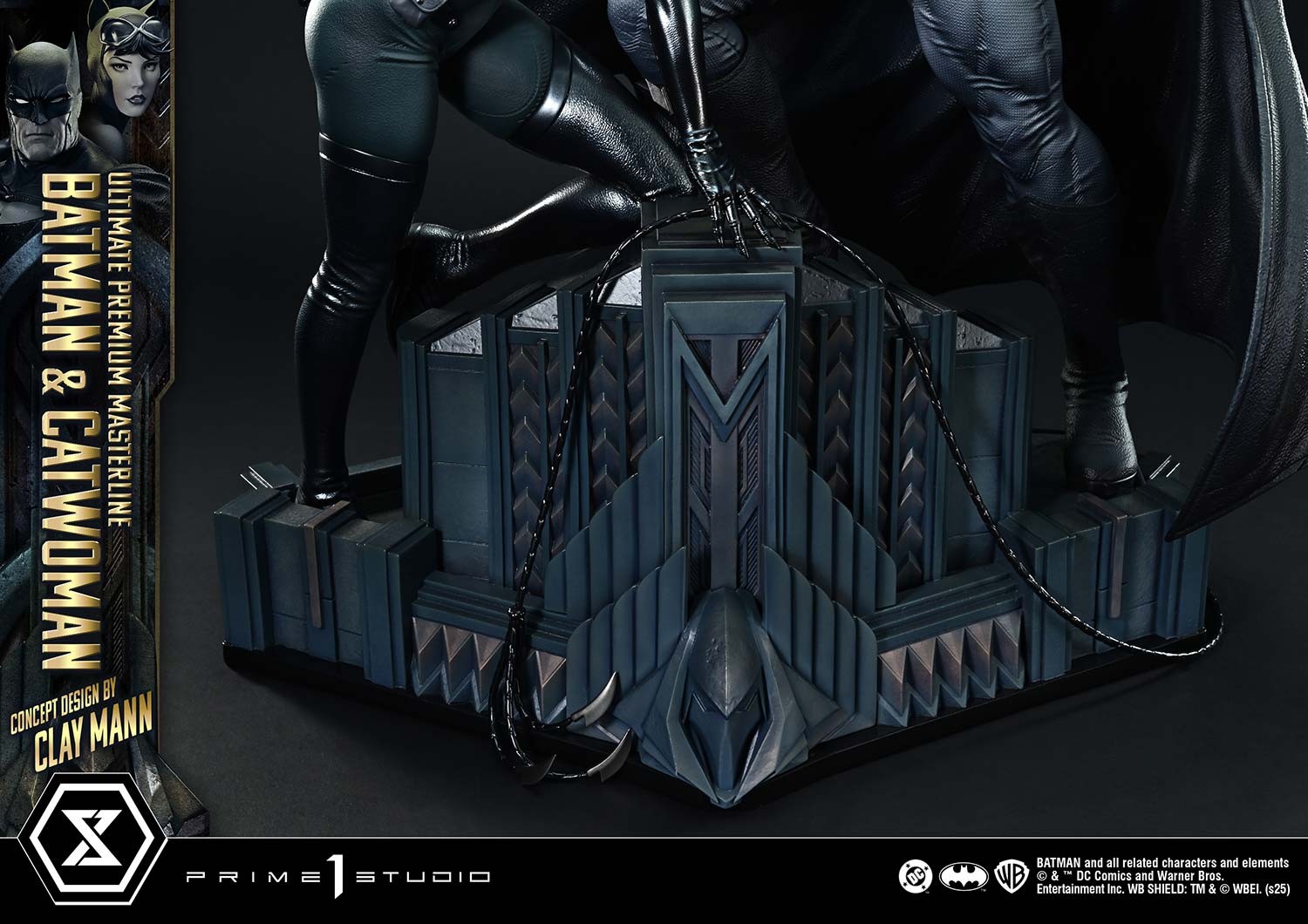 DC Comics Batman & Catwoman (Bonus Version) Quarter Scale Statue  (Prototype Shown) View 13