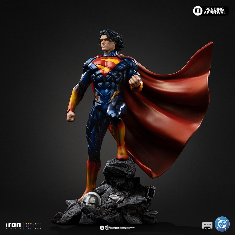 DC Comics Superman Absolute 1:10 Scale Statue  (Prototype Shown) View 8