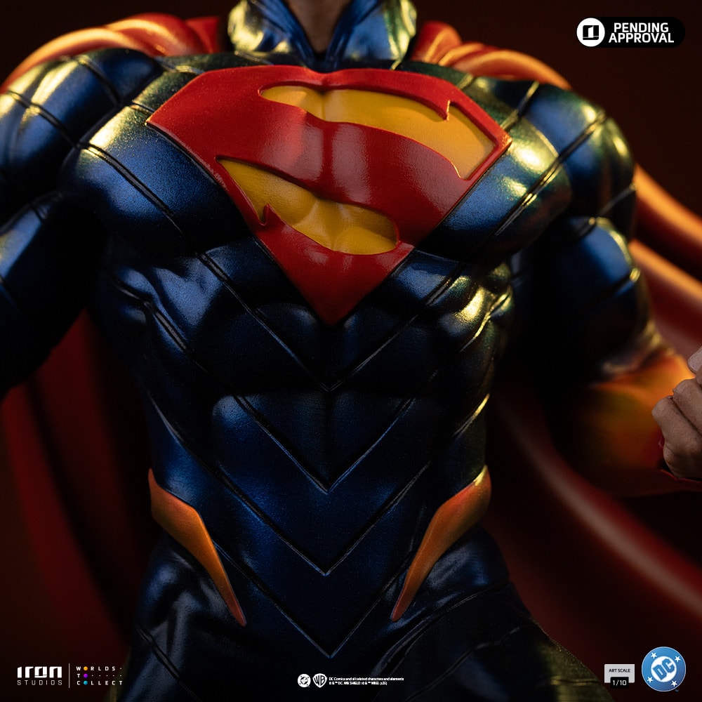 DC Comics Superman Absolute 1:10 Scale Statue  (Prototype Shown) View 14