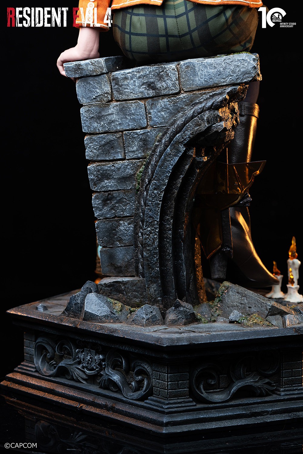 Resident Evil Ashley Graham Statues  (Prototype Shown) View 11