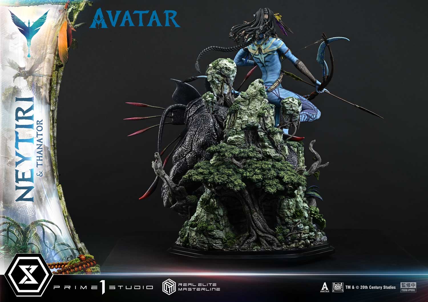AVATAR Neytiri & Thanator Quarter Scale Statue  (Prototype Shown) View 9