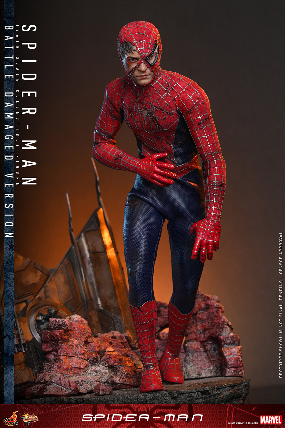 Marvel Spider-Man (Battle Damaged Version) Sixth Scale Figure  (Prototype Shown) View 7