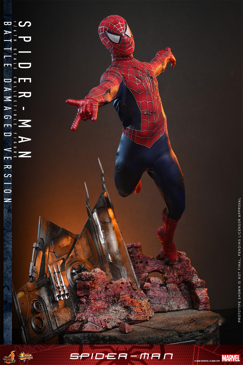 Spider-Man (Battle Damaged Version) Sixth Scale Figure by Hot Toys