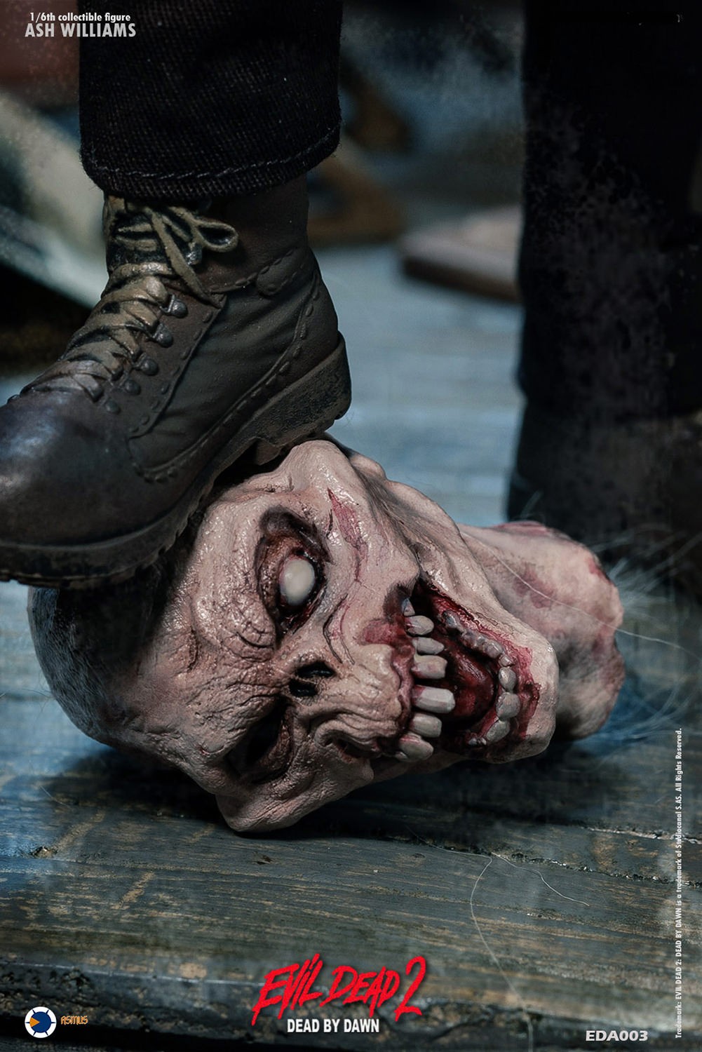 Evil Dead II Ash Williams Sixth Scale Figure  (Prototype Shown) View 15