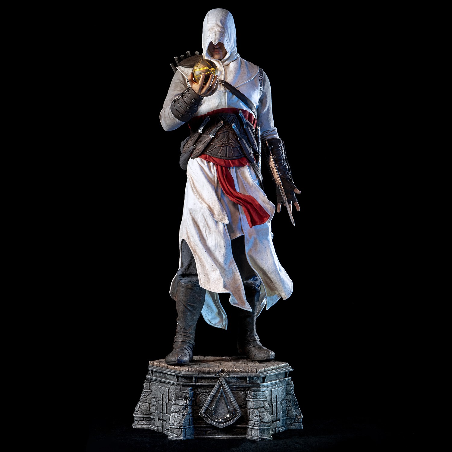 Assassins Creed Altair Ibn-La’Ahad 1:2 Scale Statue  (Prototype Shown) View 4