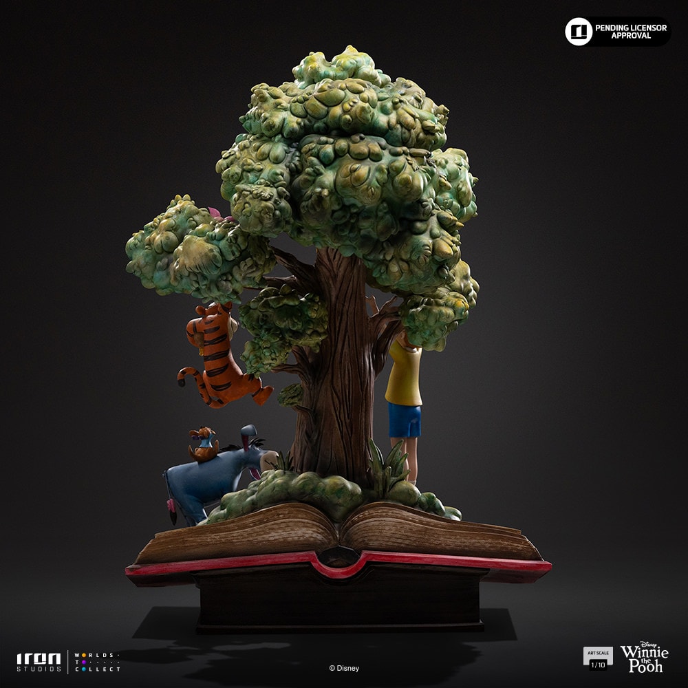 Disney Winnie the Pooh (100th Anniversary) Deluxe 1:10 Scale Statue  (Prototype Shown) View 13