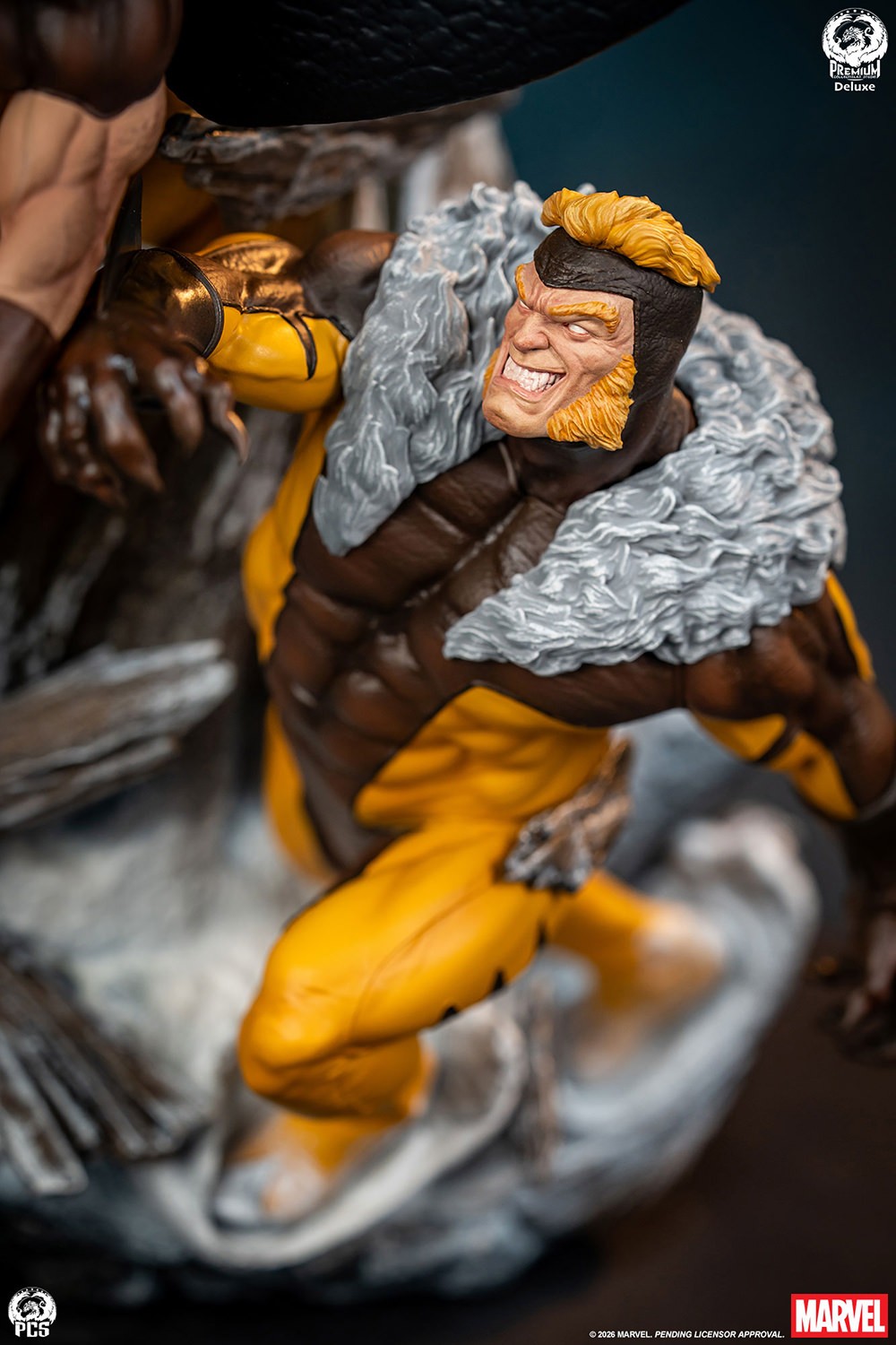 Marvel Wolverine (Deluxe Edition) Fine Art Bust  (Prototype Shown) View 10