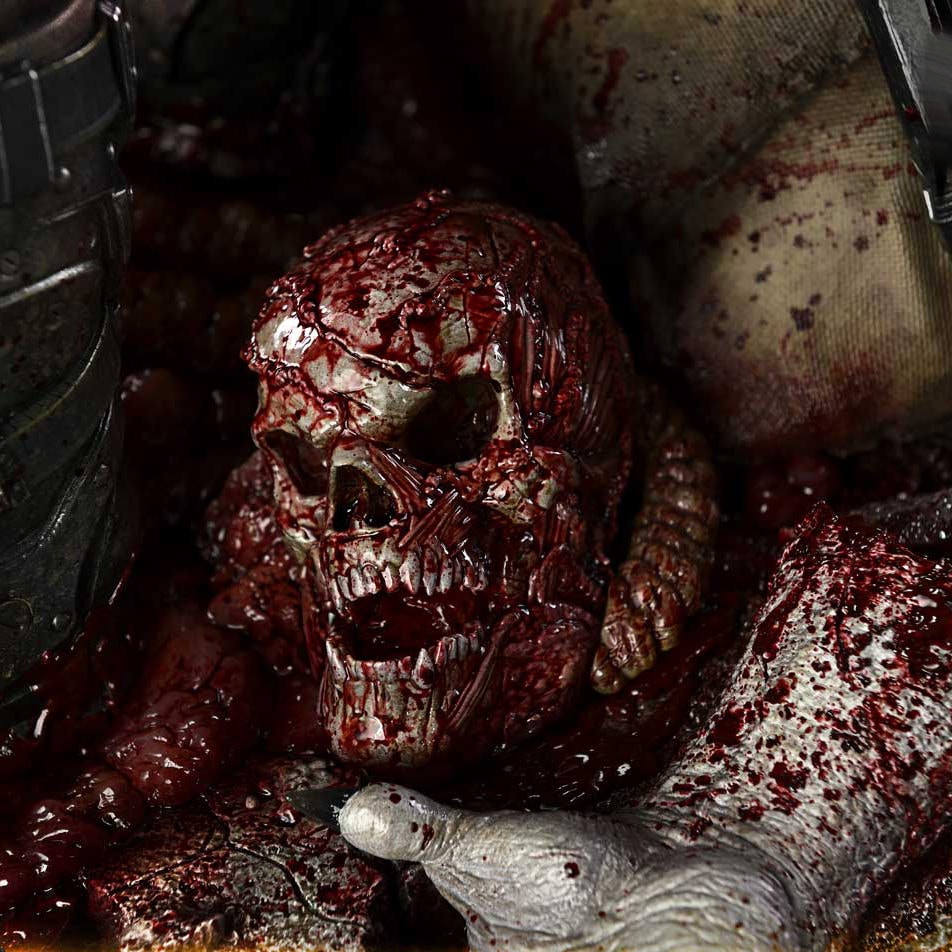 Gears of War Marcus Fenix (Ultimate Version) 1:3 Scale Statue  (Prototype Shown) View 5