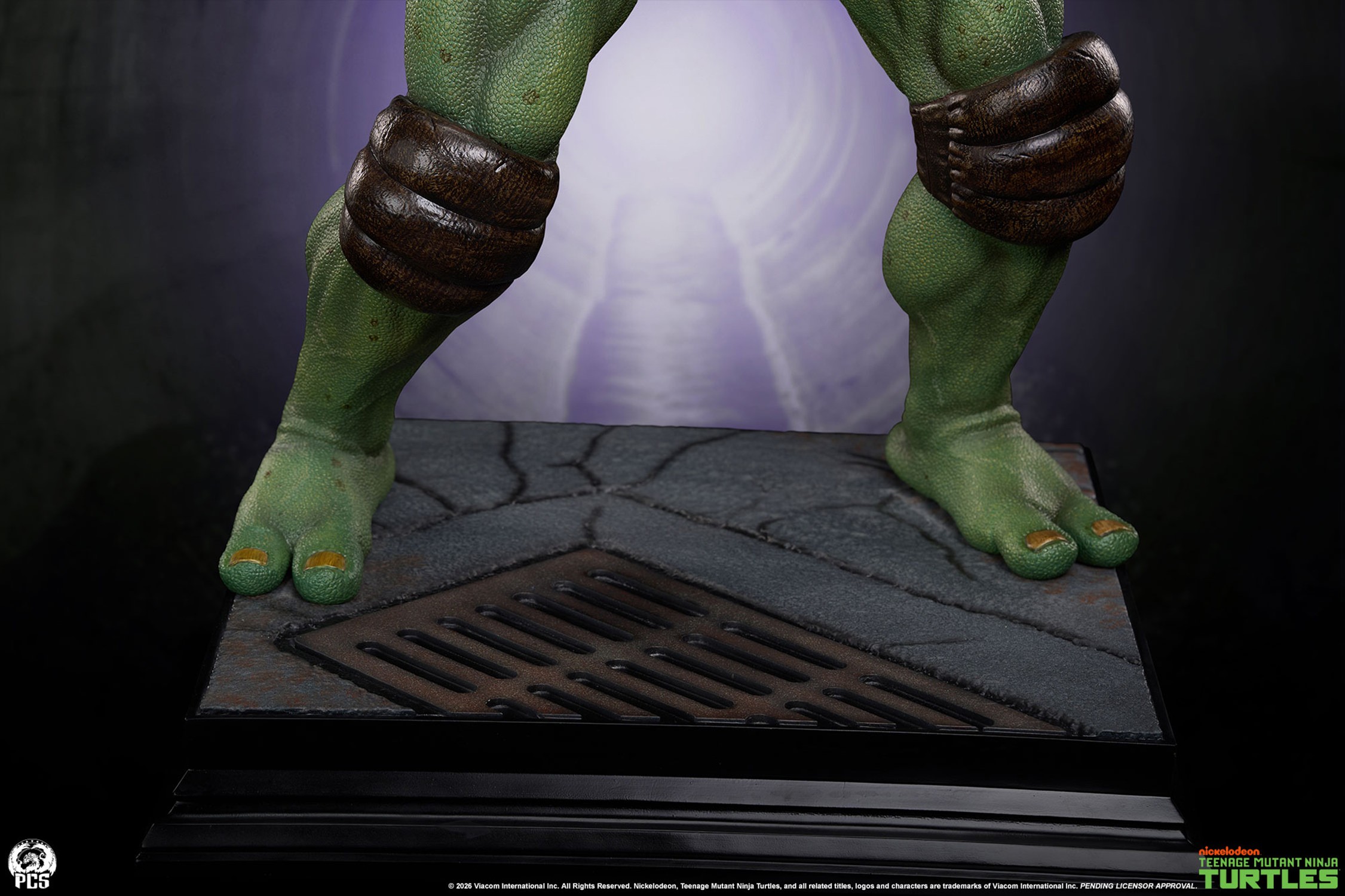 Teenage Mutant Ninja Turtles TMNT - Donatello 1:2 Scale Statue  (Prototype Shown) View 12