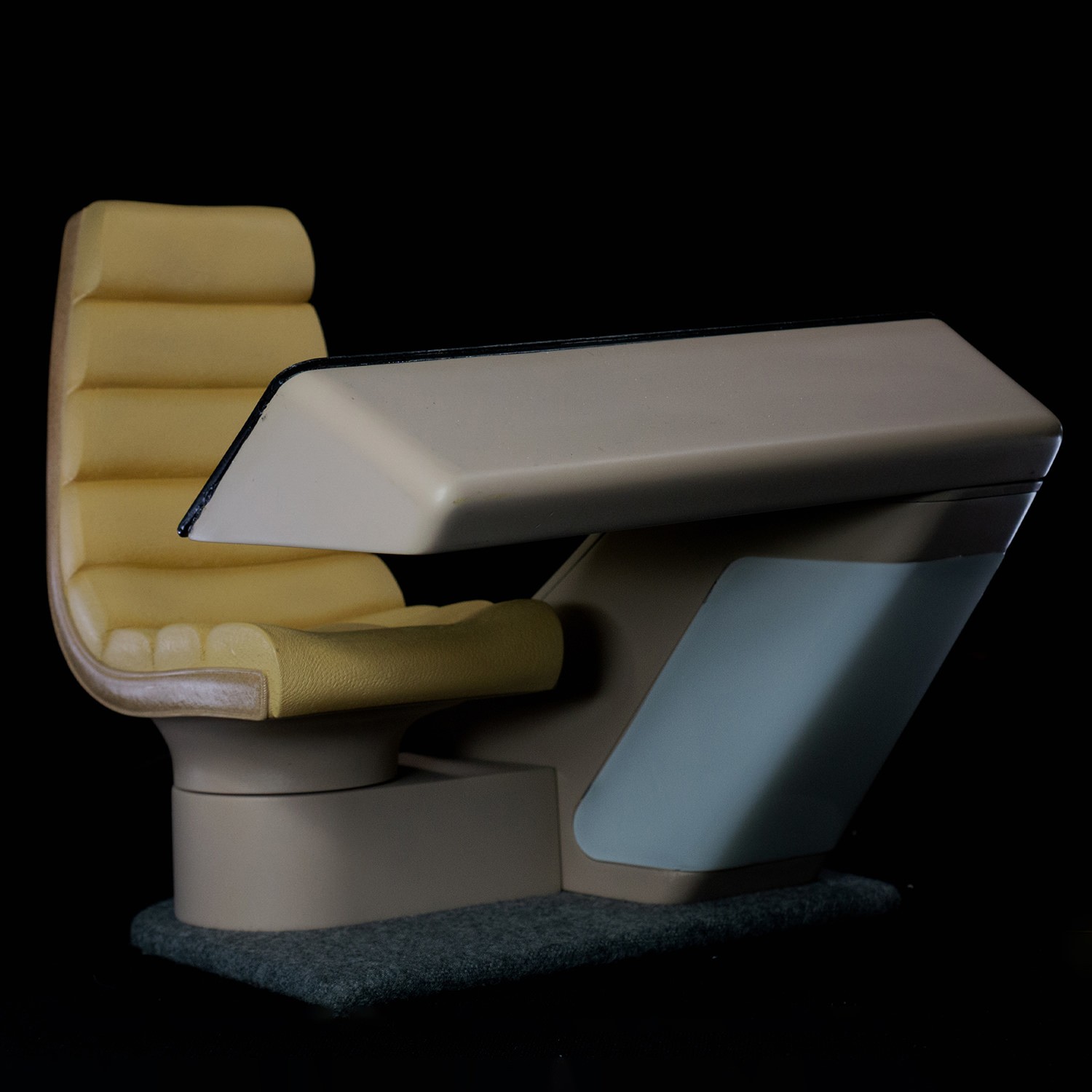 Star Trek Bridge Consoles Set Scaled Replica  (Prototype Shown) View 8
