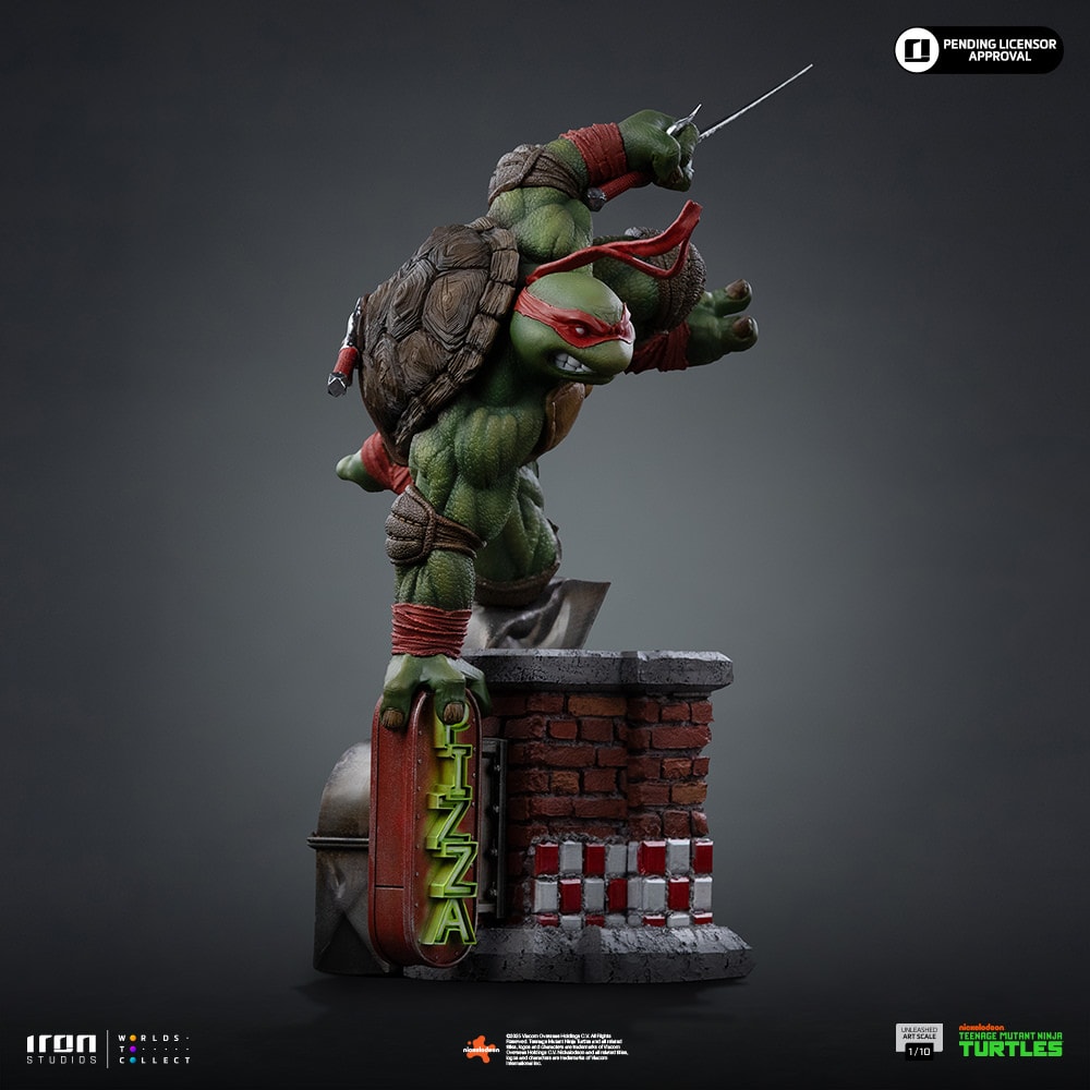 Teenage Mutant Ninja Turtles Raphael Unleashed 1:10 Scale Statue  (Prototype Shown) View 11