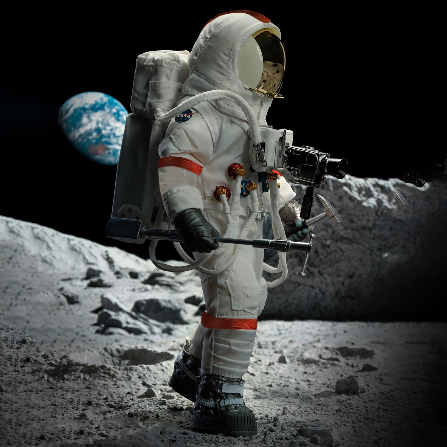 Apollo 11 The Last Man on the Moon Sixth Scale Figure  (Prototype Shown) View 3
