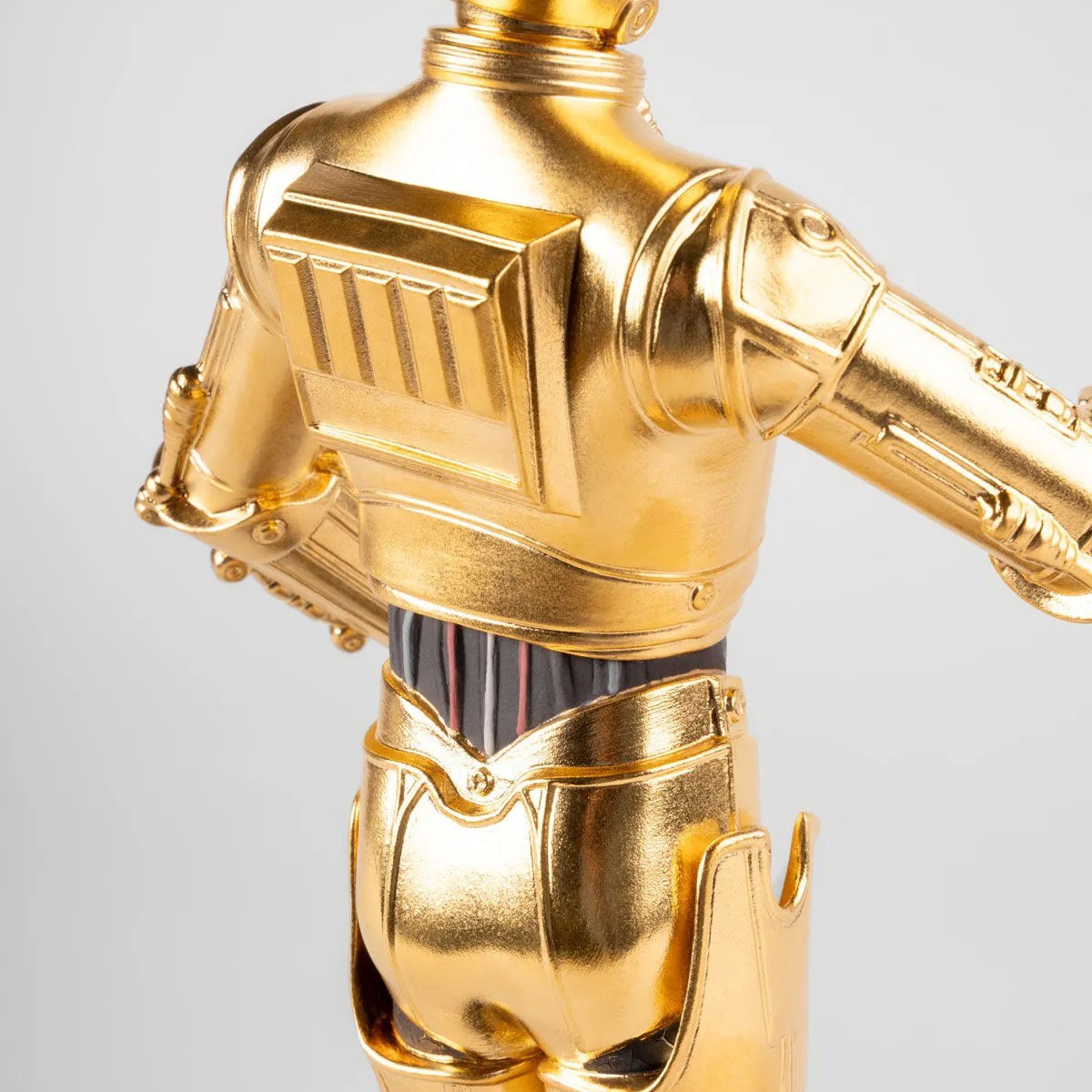 Star Wars C-3PO Porcelain Statue  (Prototype Shown) View 4