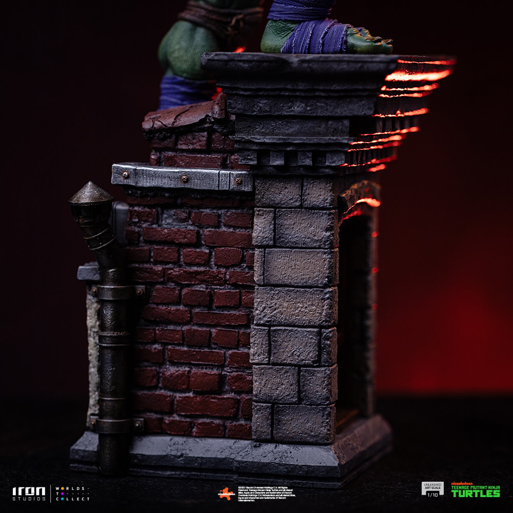 Teenage Mutant Ninja Turtles Donatello Unleashed 1:10 Scale Statue  (Prototype Shown) View 7