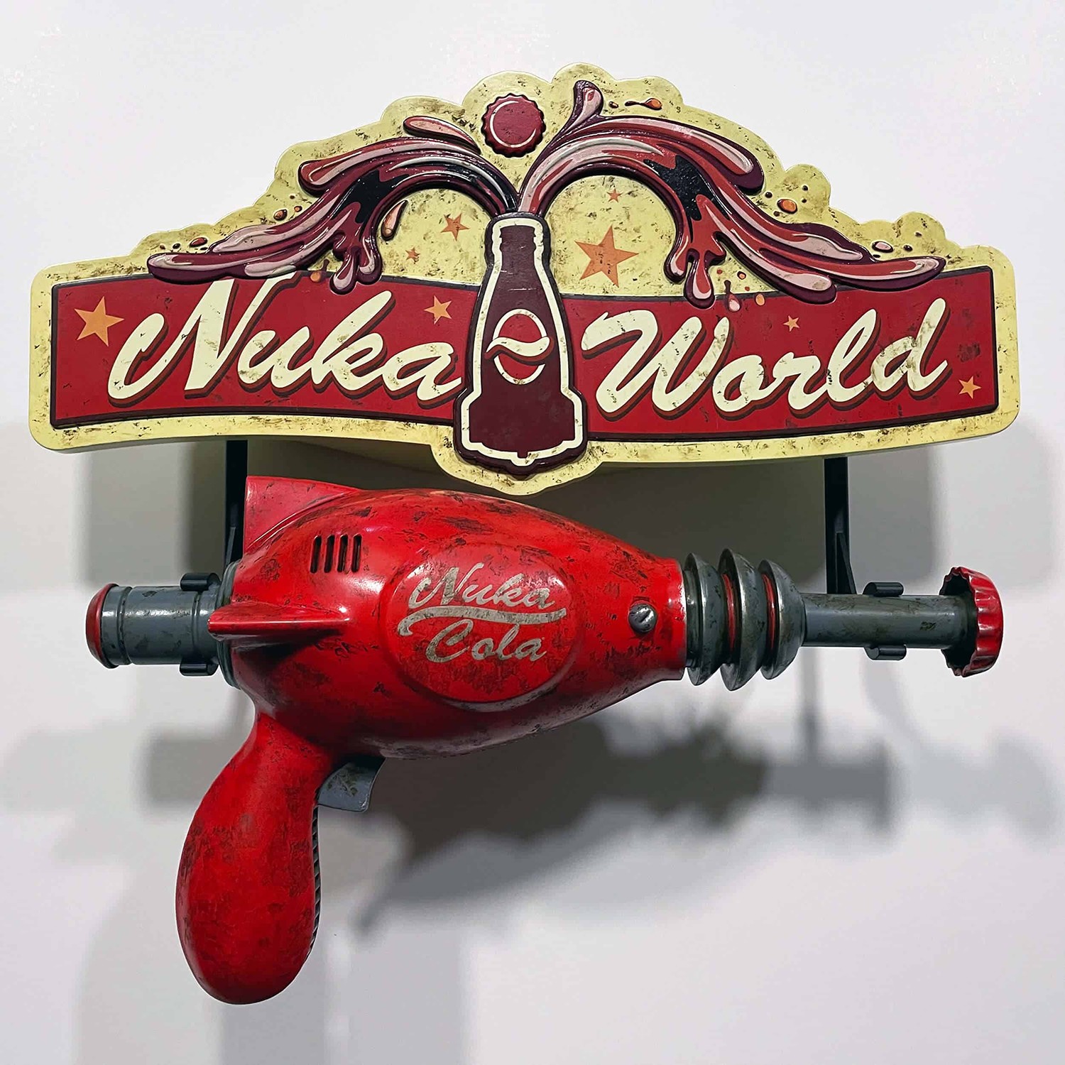 Fallout Nuka Cola® Thirst Zapper Prop Replica  (Prototype Shown) View 1