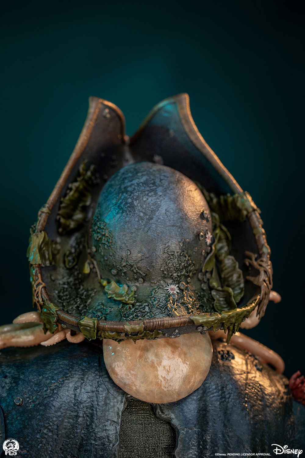 Disney Davy Jones 1:3 Scale Statue  Collector Edition (Prototype Shown) View 8