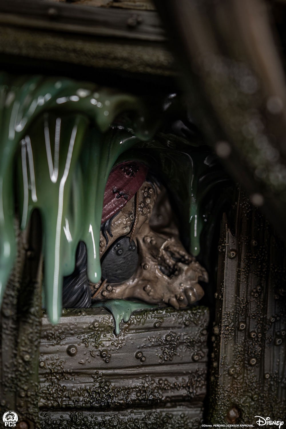 Disney Davy Jones 1:3 Scale Statue  Collector Edition (Prototype Shown) View 15