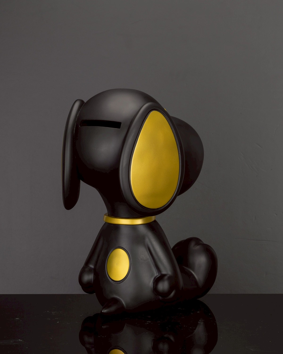 Peanuts Snoopy Piggy Bank (Black & Gold Version) Collectible Figure  (Prototype Shown) View 7