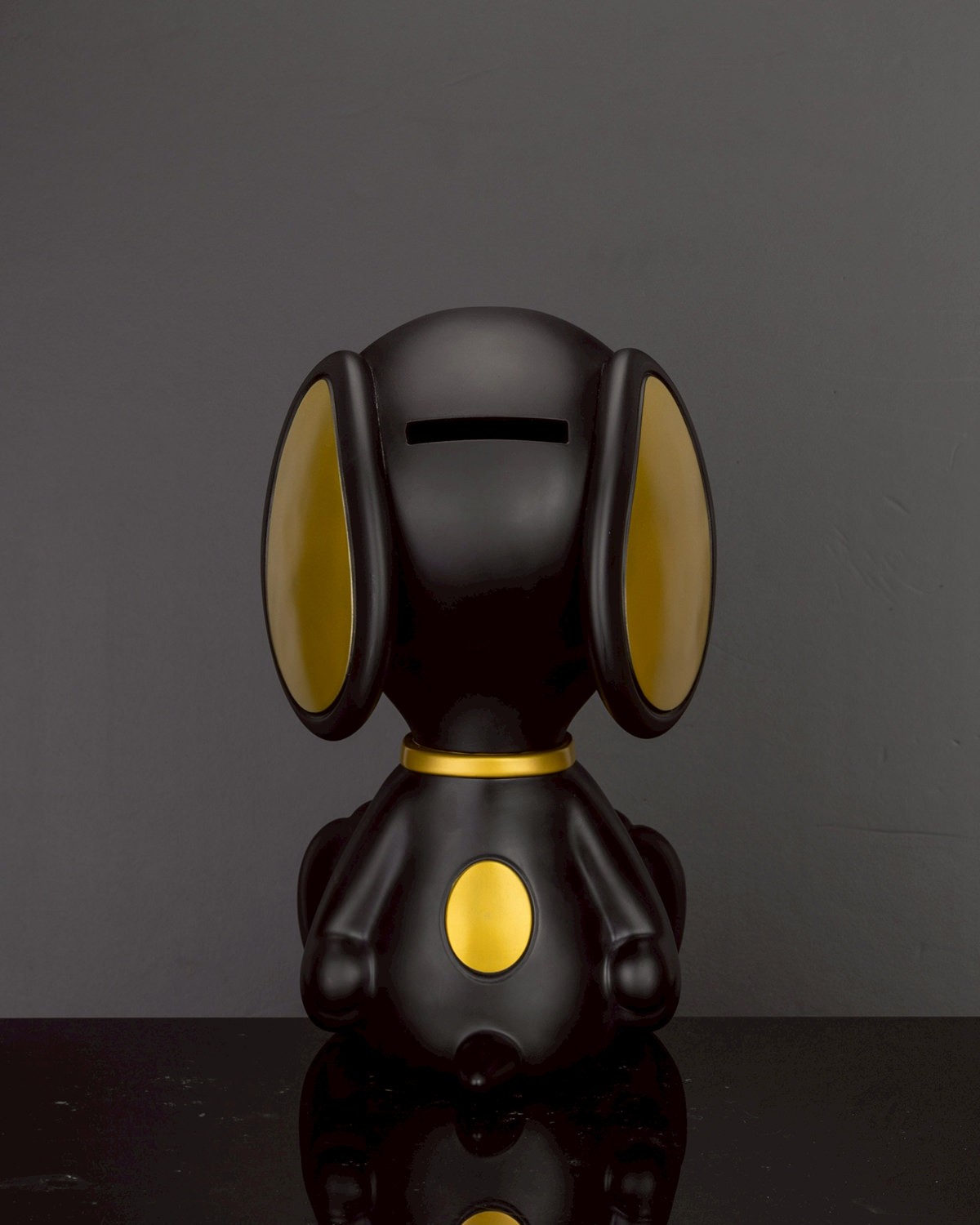 Peanuts Snoopy Piggy Bank (Black & Gold Version) Collectible Figure  (Prototype Shown) View 8