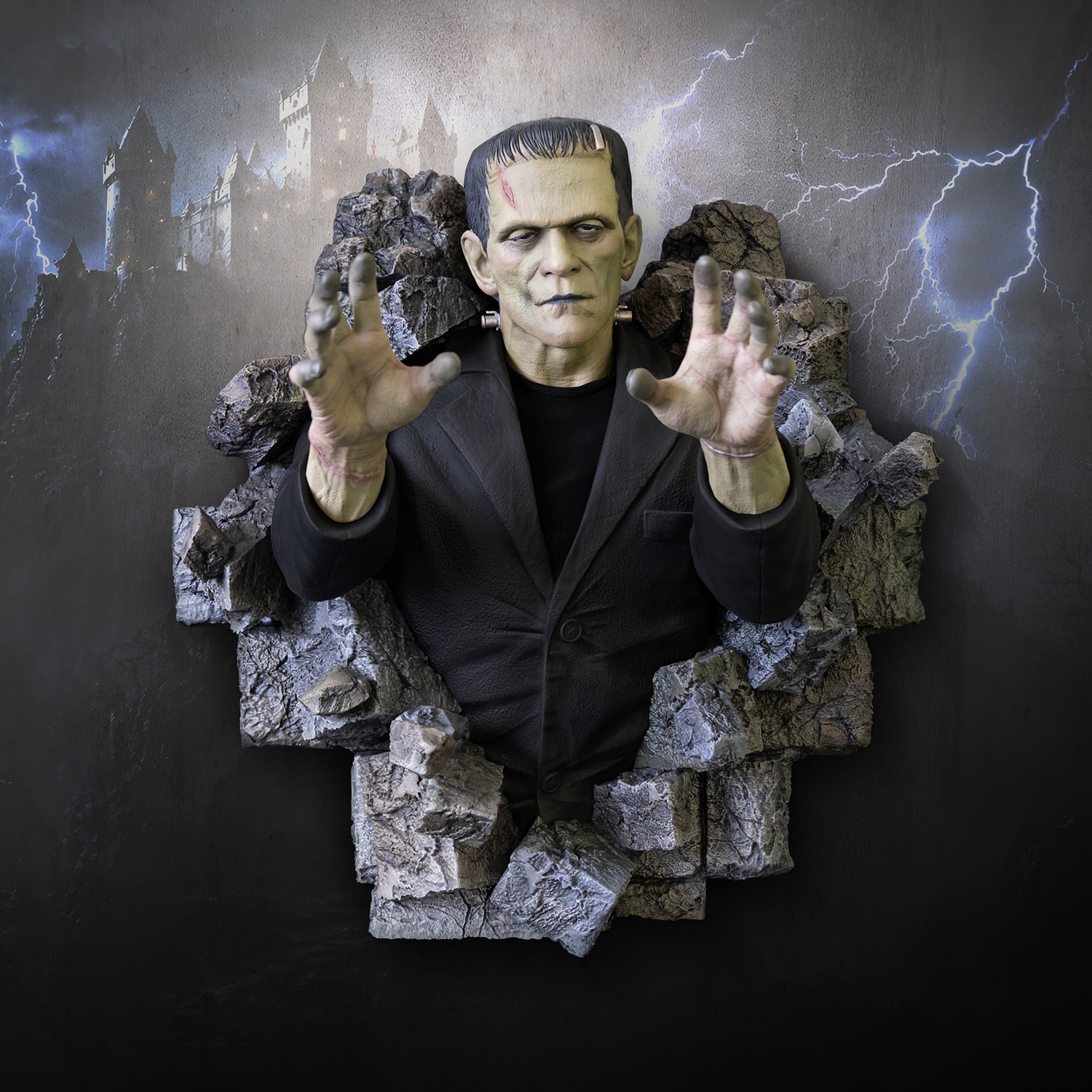 Universal Monsters Frankenstein Wall Sculpture Wall Decor  (Prototype Shown) View 1