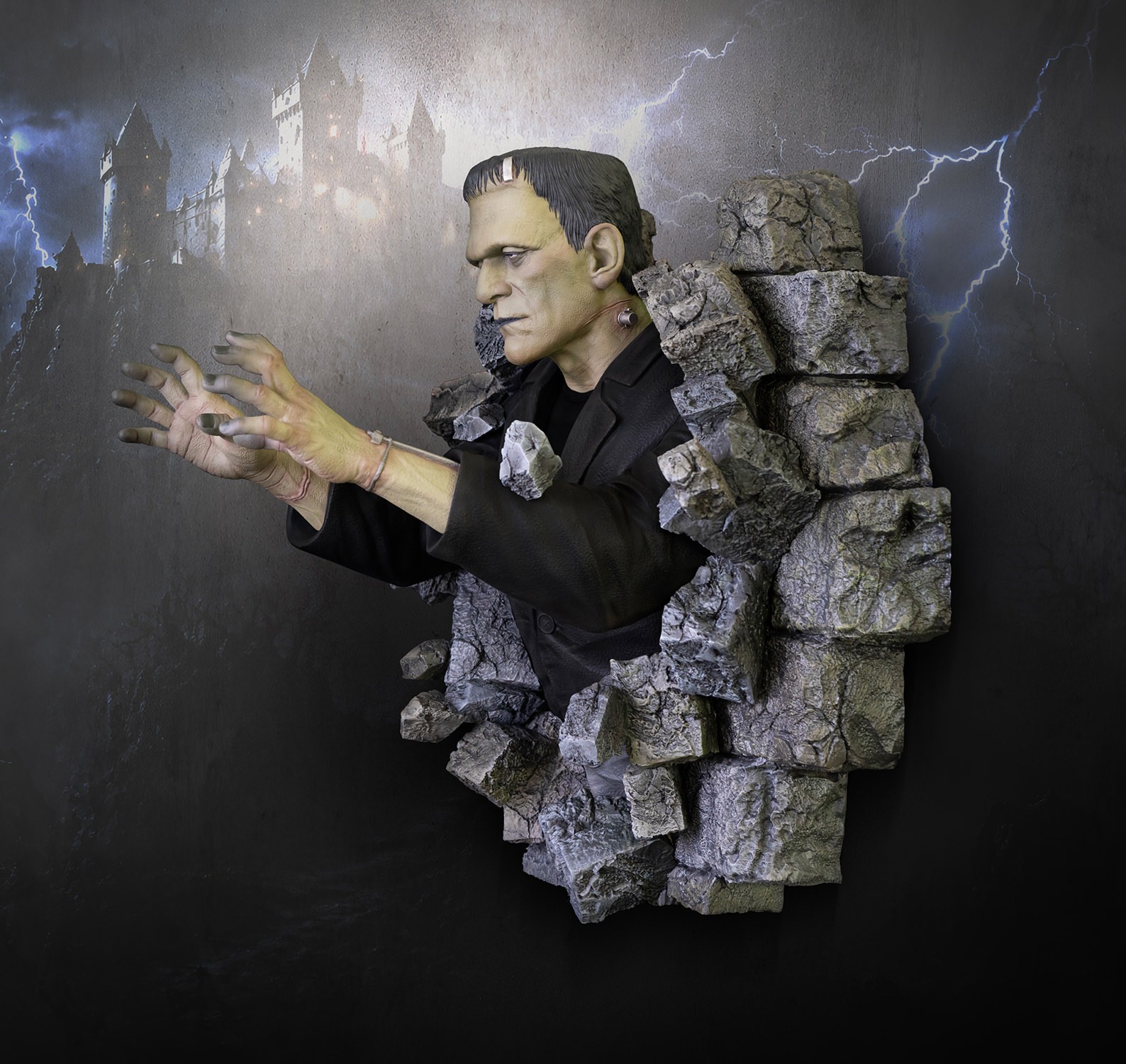 Universal Monsters Frankenstein Wall Sculpture Wall Decor  (Prototype Shown) View 4