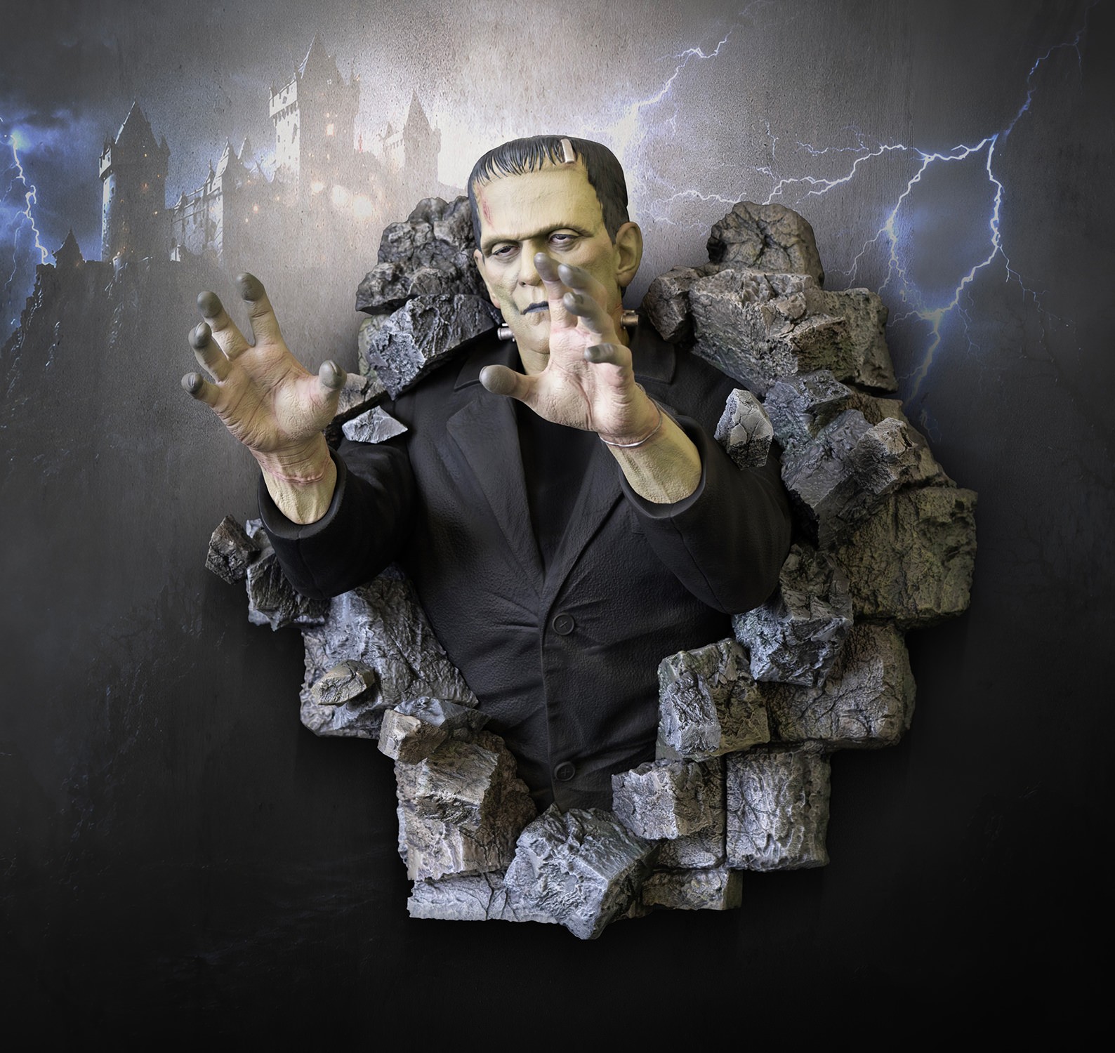 Universal Monsters Frankenstein Wall Sculpture Wall Decor  (Prototype Shown) View 6
