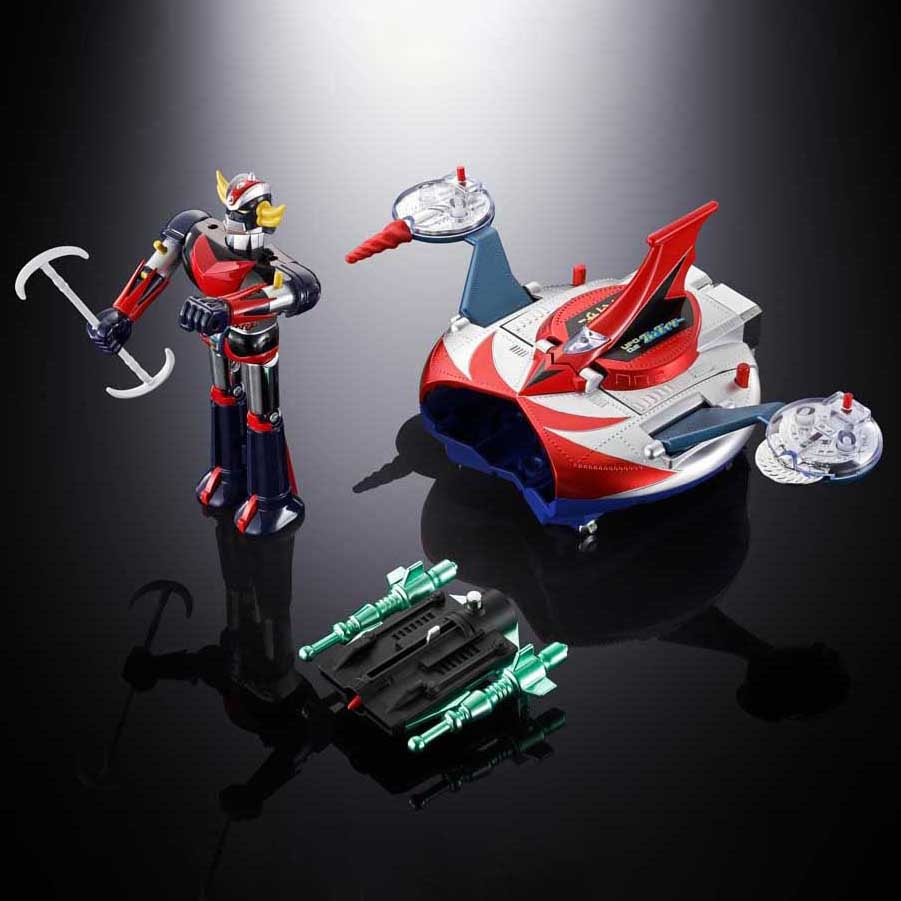 UFO Robot Grendizer Deluxe Grendizer & UFO Spazer Action Figure  (Prototype Shown) View 1