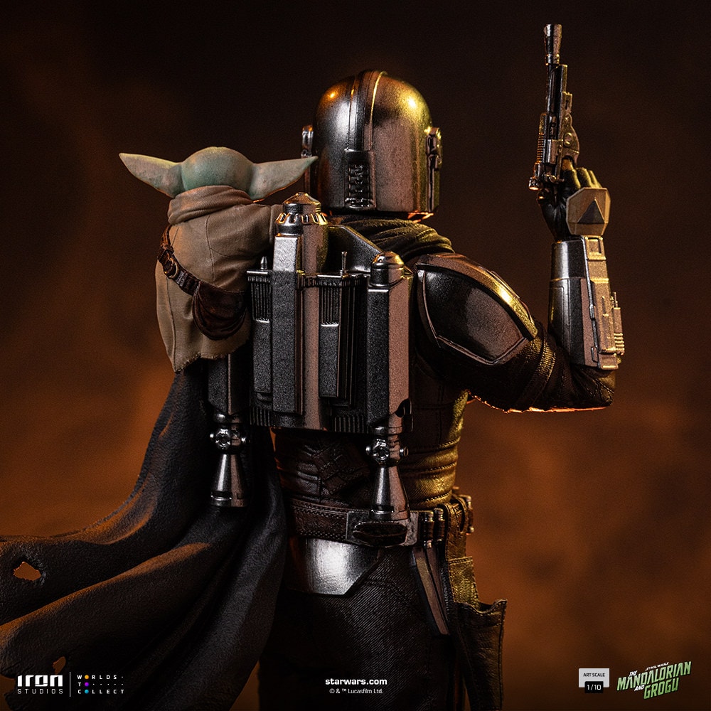 Star Wars Mandalorian and Grogu 1:10 Scale Statue  (Prototype Shown) View 4