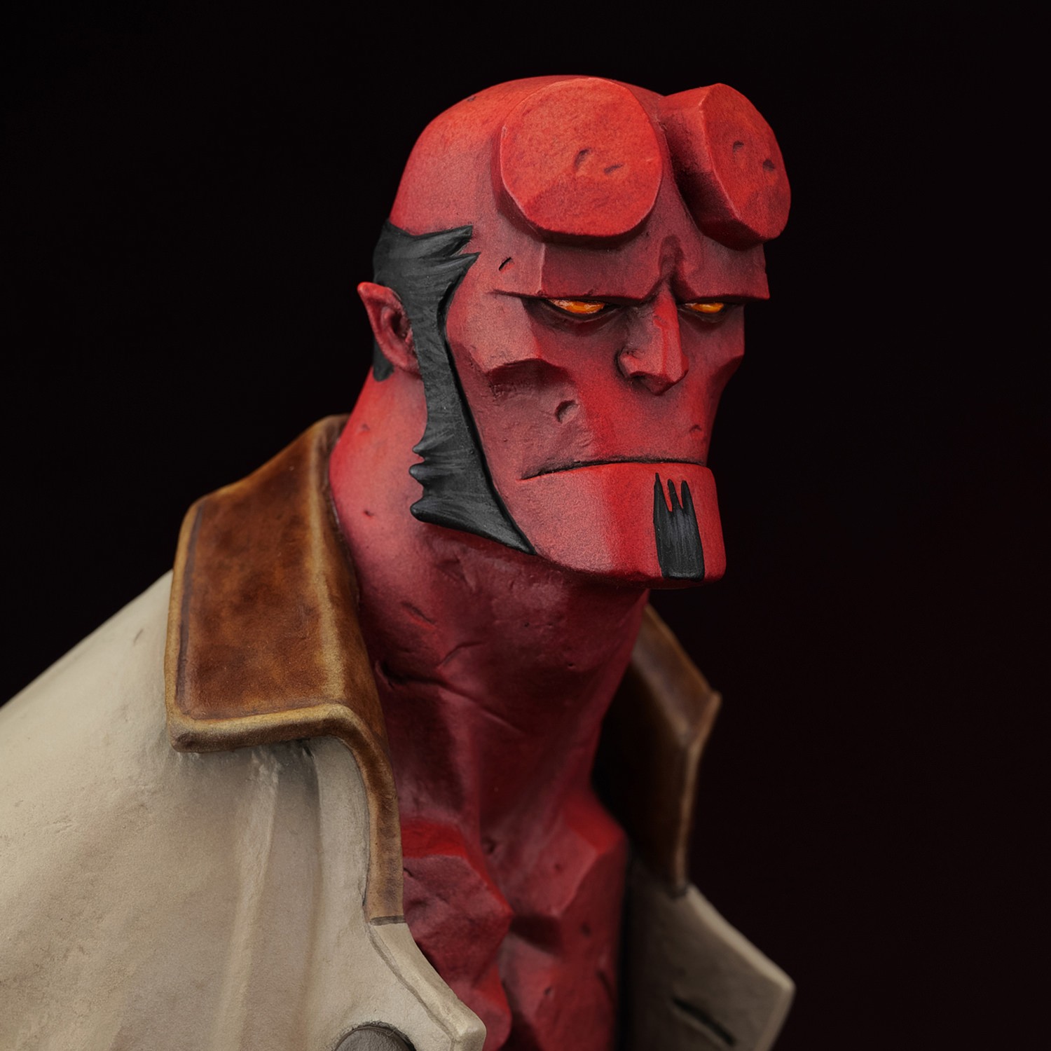 Hellboy Hellboy Statues  (Prototype Shown) View 6