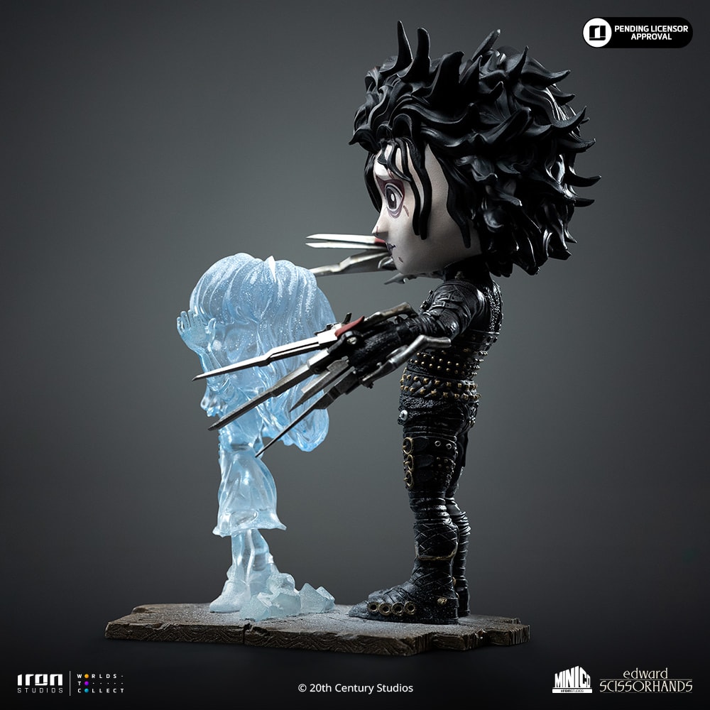 Edward Scissorhands Edward Scissorhands Collectible Figure  (Prototype Shown) View 5