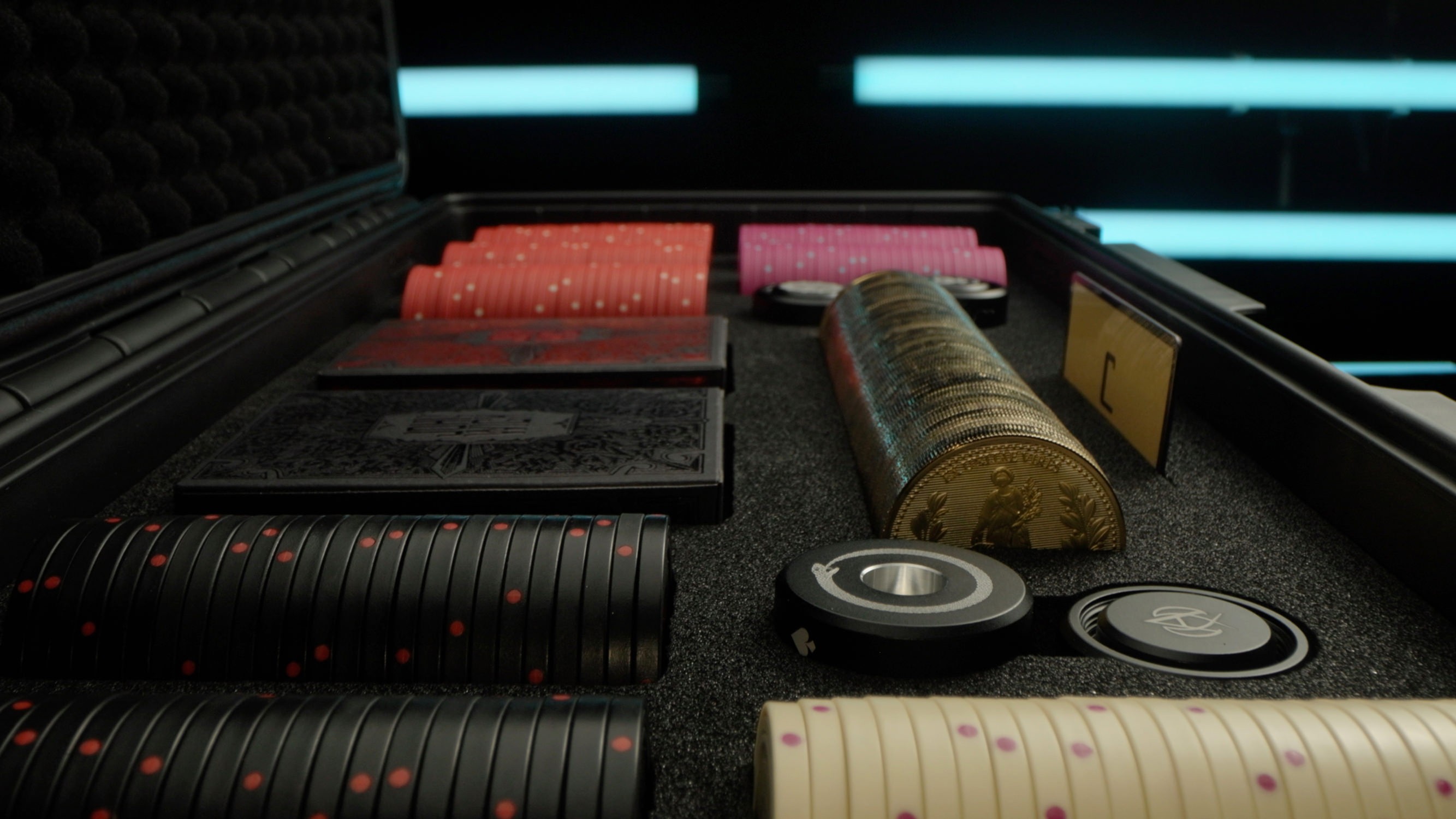 John Wick John Wick Poker Chip Set Poker Chip Set  Collector Edition (Prototype Shown) View 15