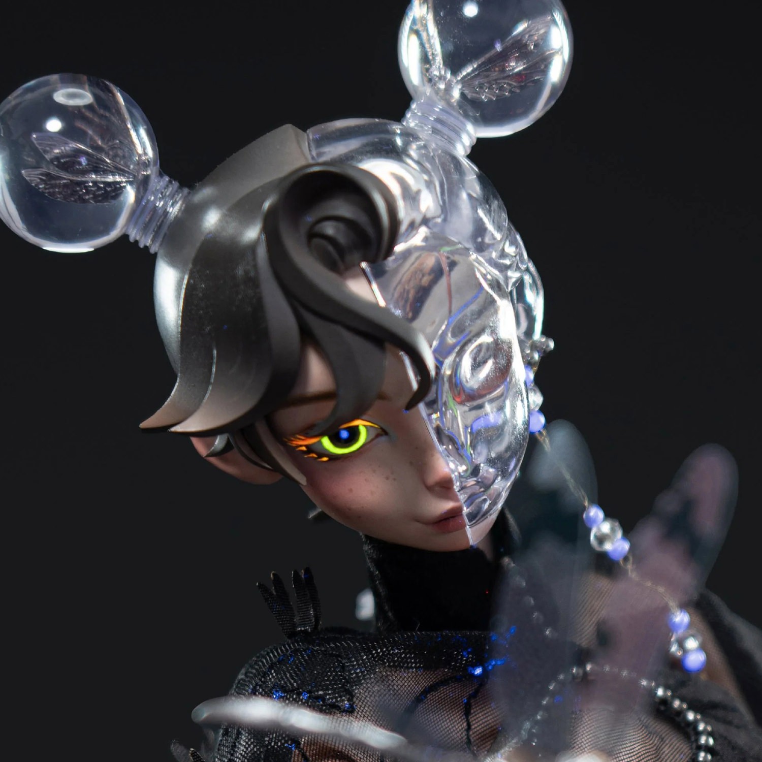 Beautiful Chemistry Leah Metallic Odonata Sixth Scale Figure  (Prototype Shown) View 6