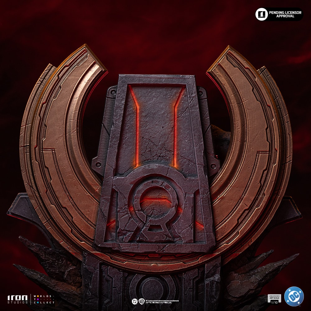 DC Comics Darkseid Unleashed 1:10 Scale Statue  (Prototype Shown) View 5