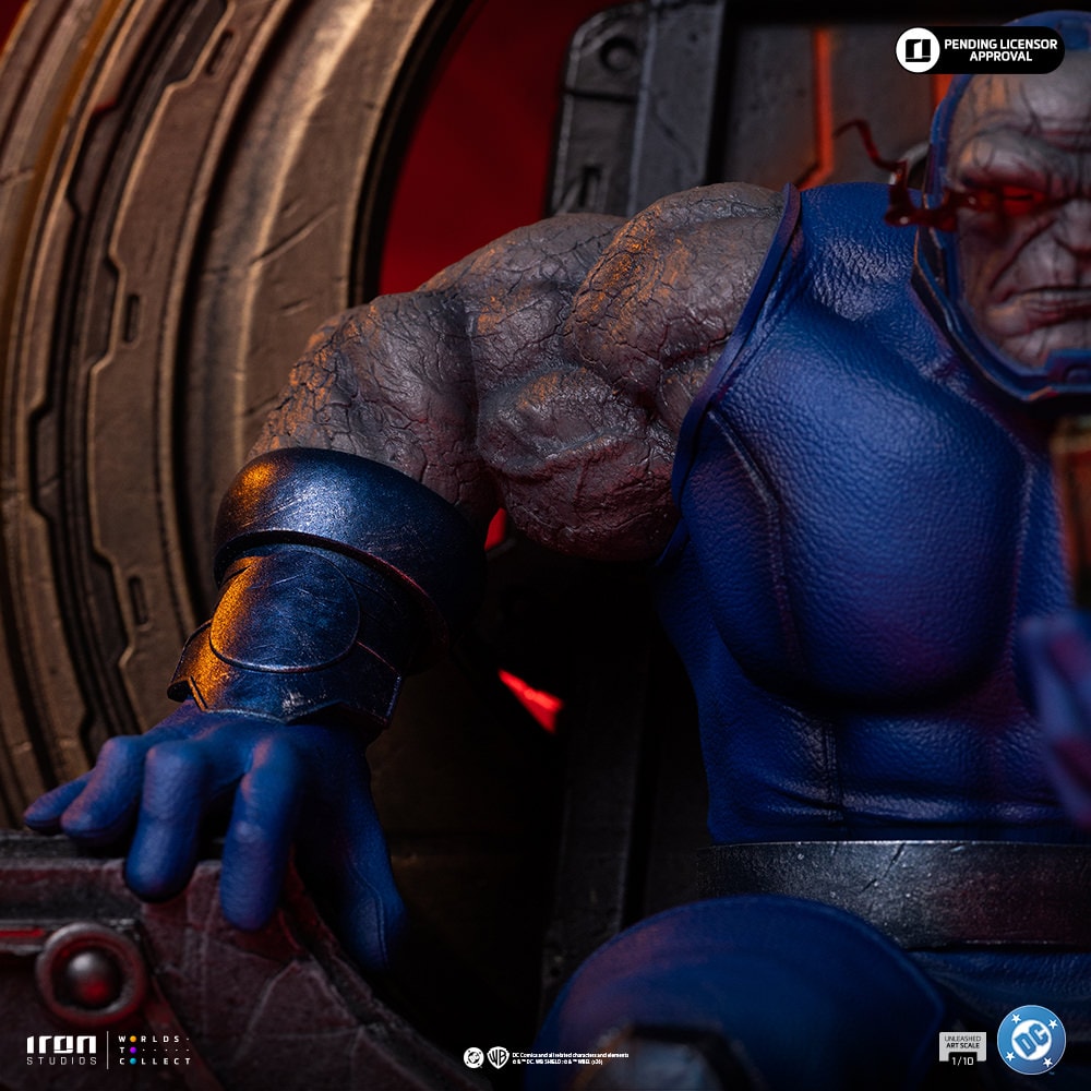DC Comics Darkseid Unleashed 1:10 Scale Statue  (Prototype Shown) View 8