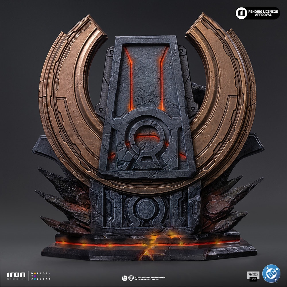DC Comics Darkseid Unleashed 1:10 Scale Statue  (Prototype Shown) View 14