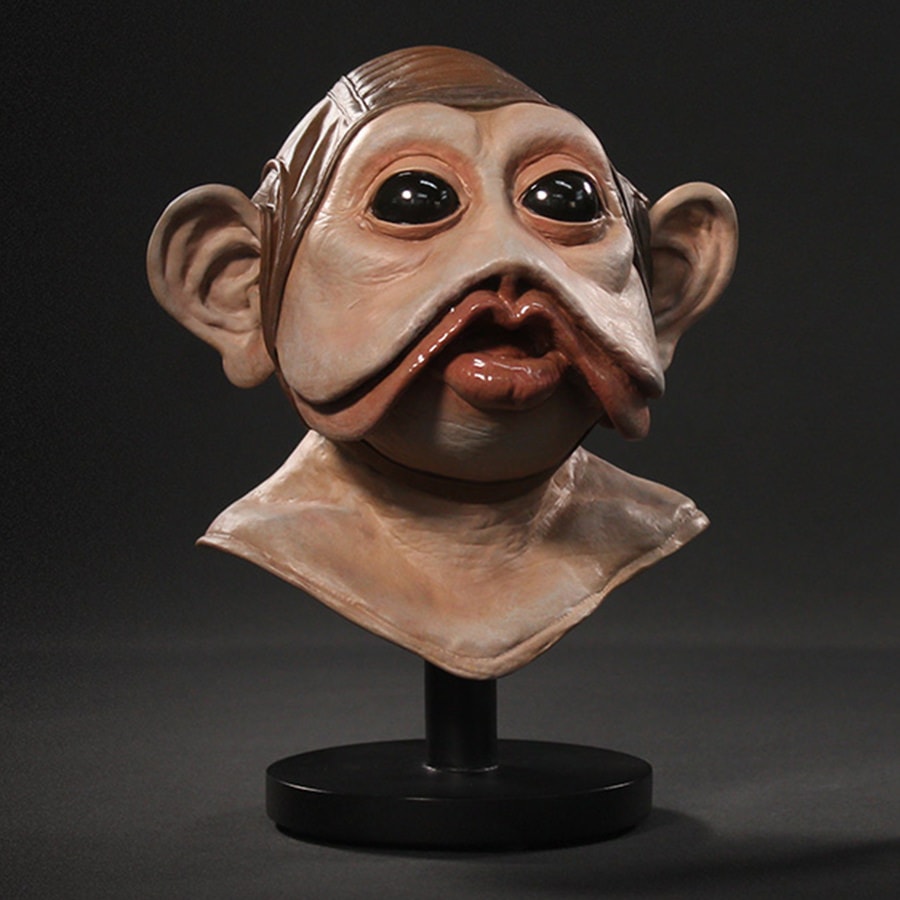 Star Wars Nien Nunb Mask Prop Replica  (Prototype Shown) View 1