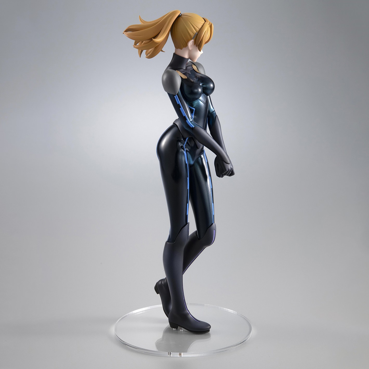 Space Battleship Yamato Yuki Mori Dezarium Suit Ver. Collectible Figure  (Prototype Shown) View 4